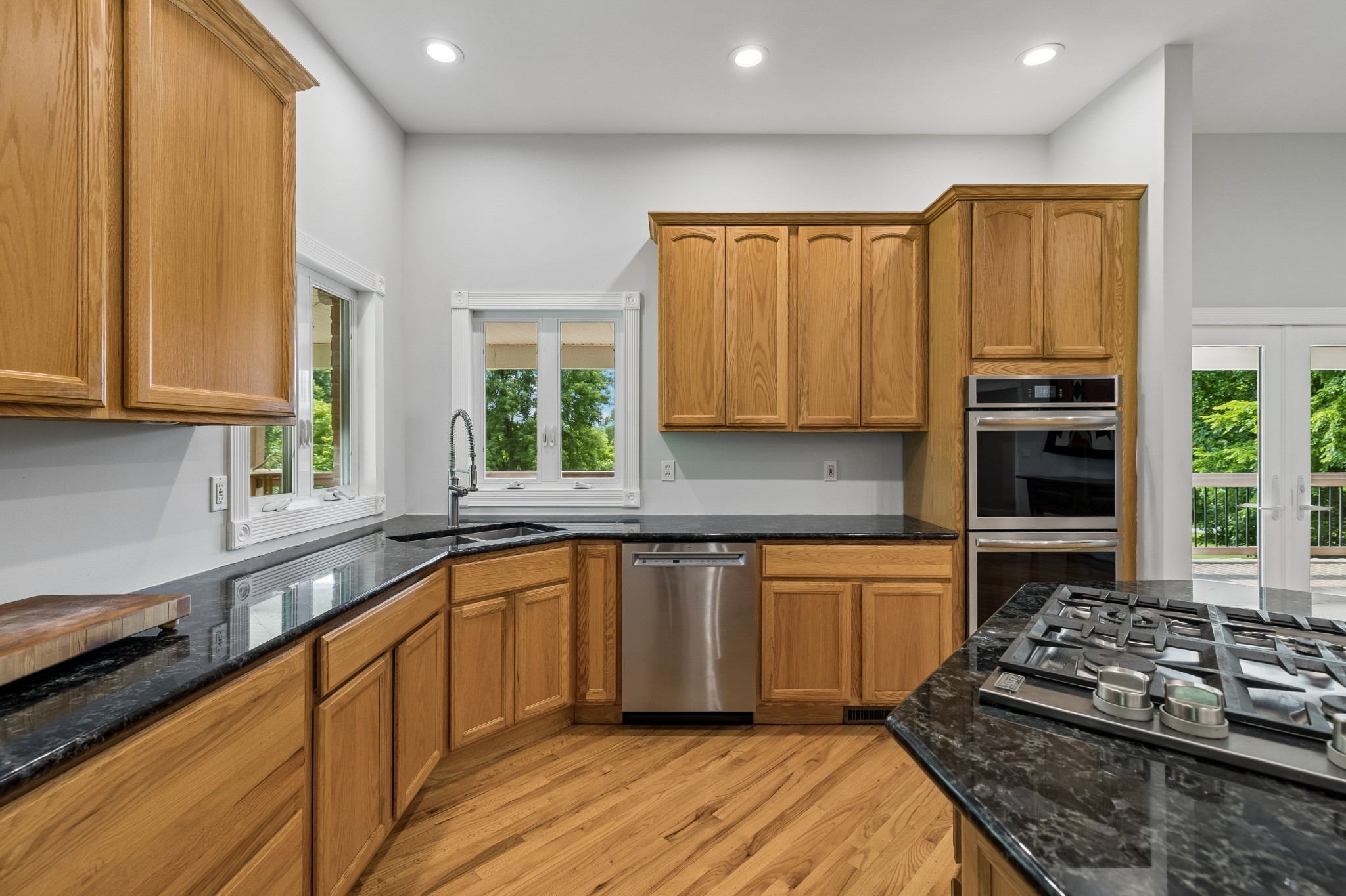 574 Hayes Ridge Rd Property Photo 35