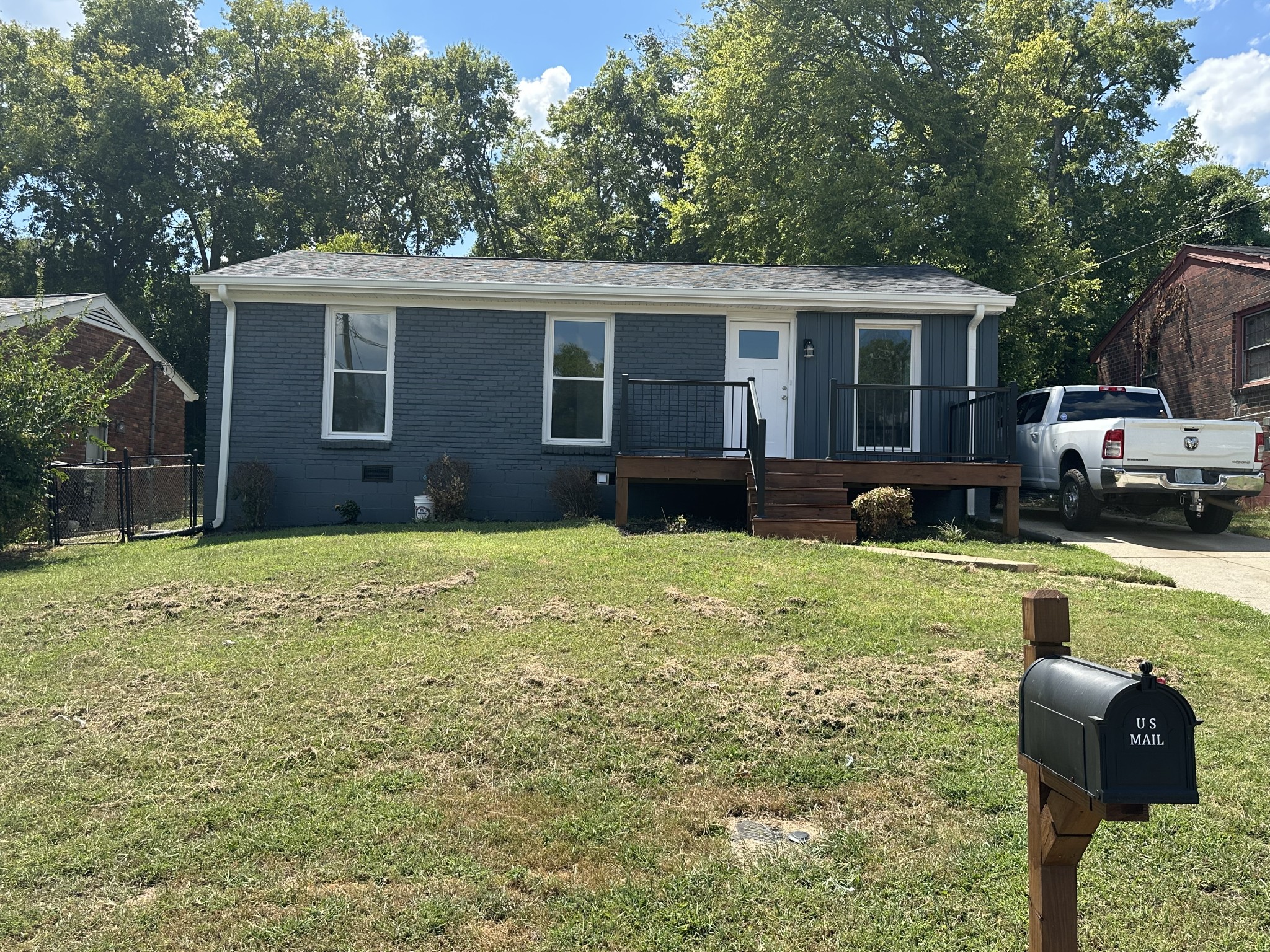 3337 Olsen Ln Property Photo 1