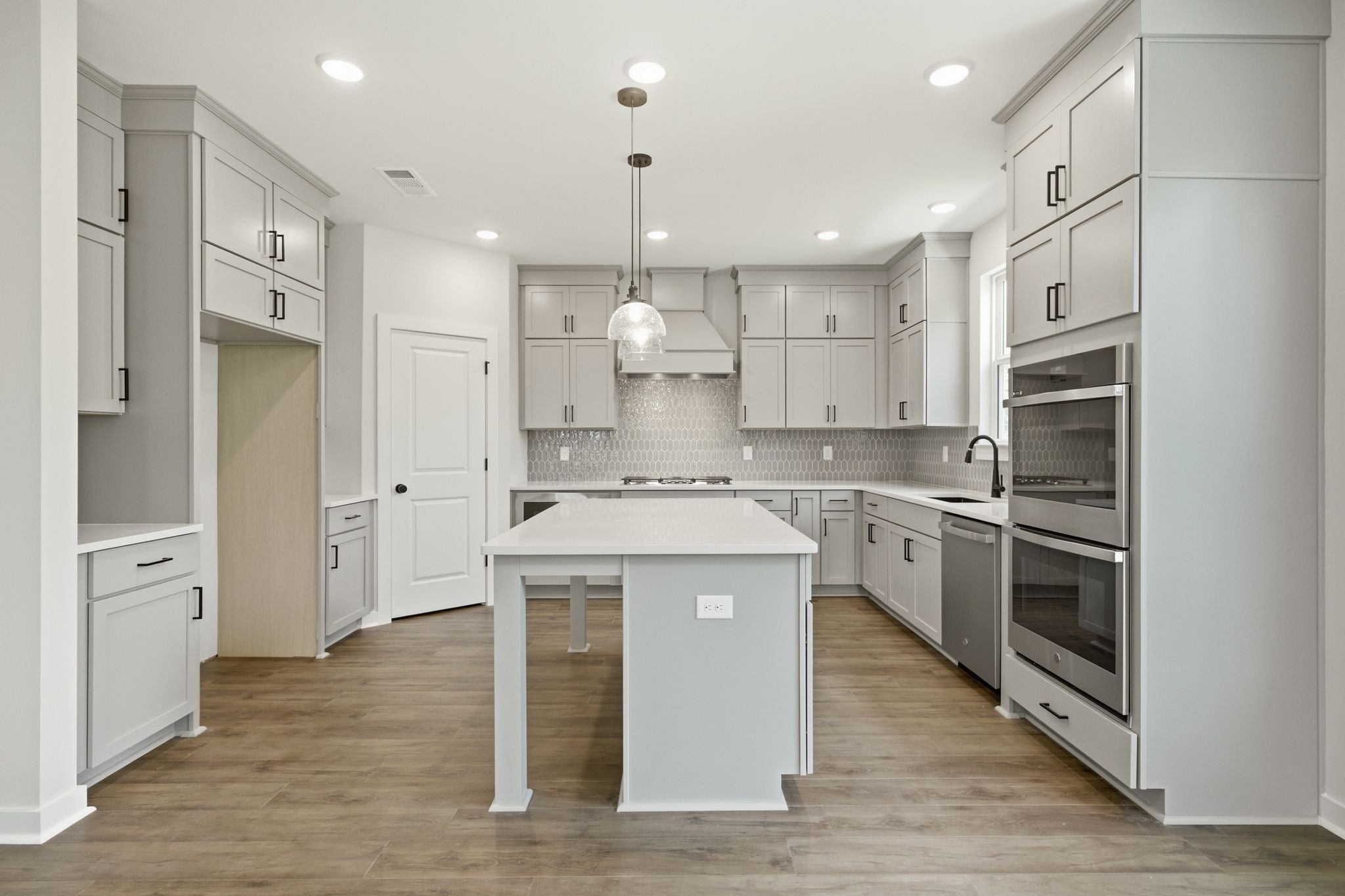 4154 Dream Beetle Loop Property Photo 15