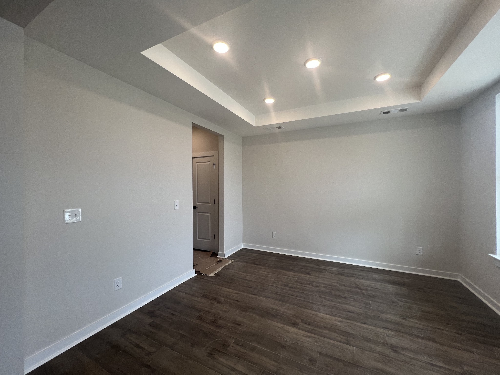 5929 Bloom Street Property Photo 6