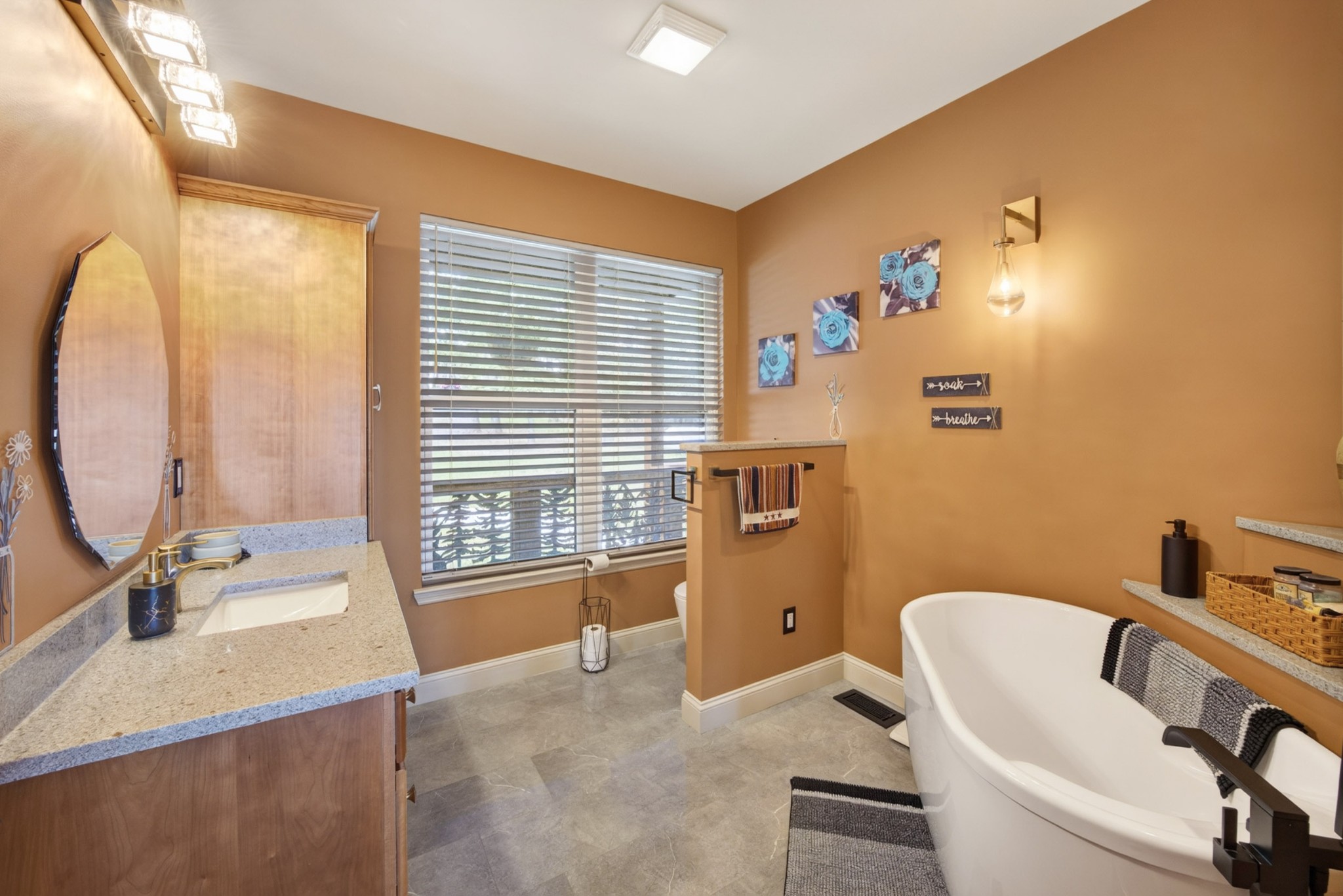 1025 Gray Rock Vw Property Photo 11