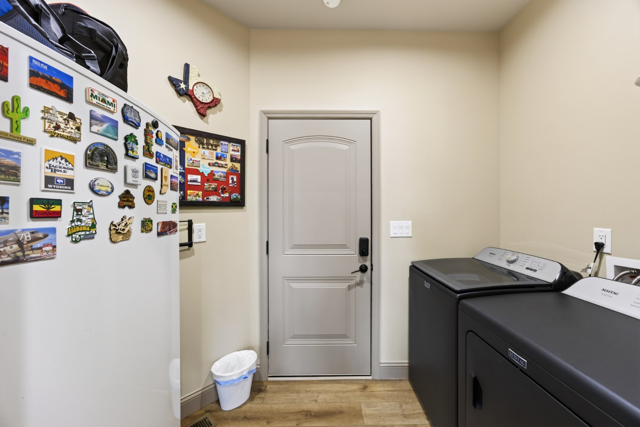 1025 Gray Rock Vw Property Photo 16