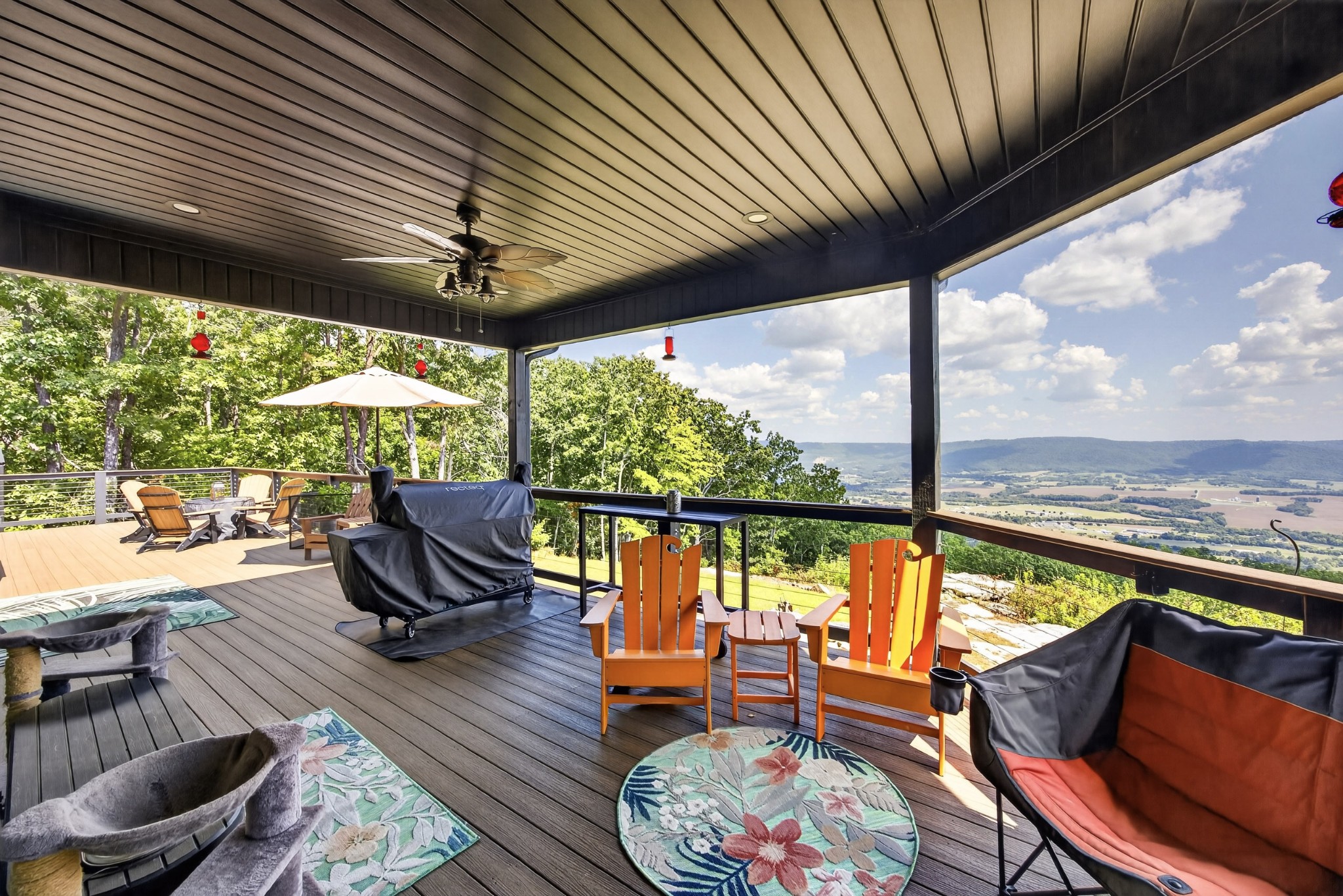 1025 Gray Rock Vw Property Photo 17