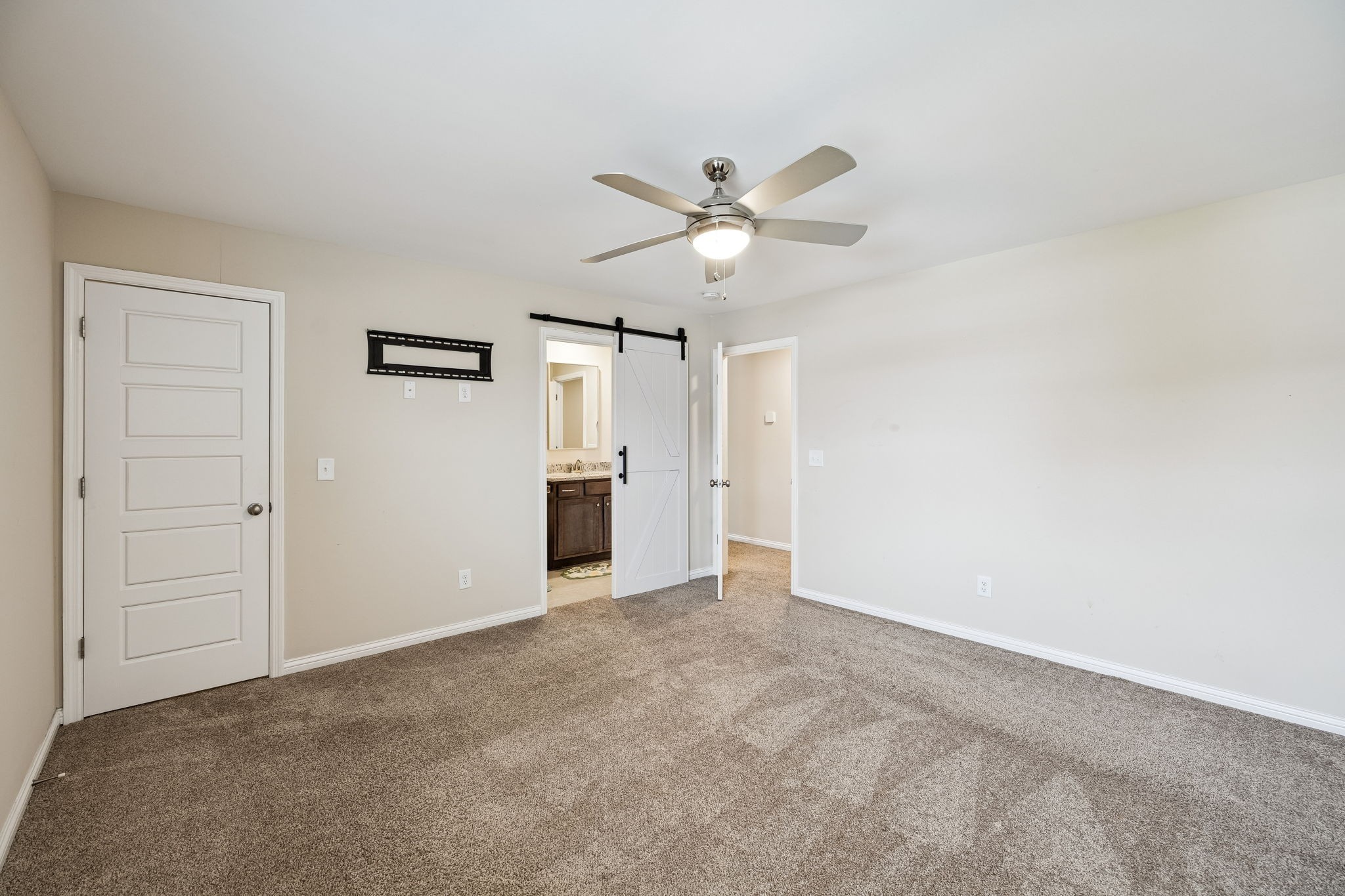 3906 Hon Dr Property Photo 38
