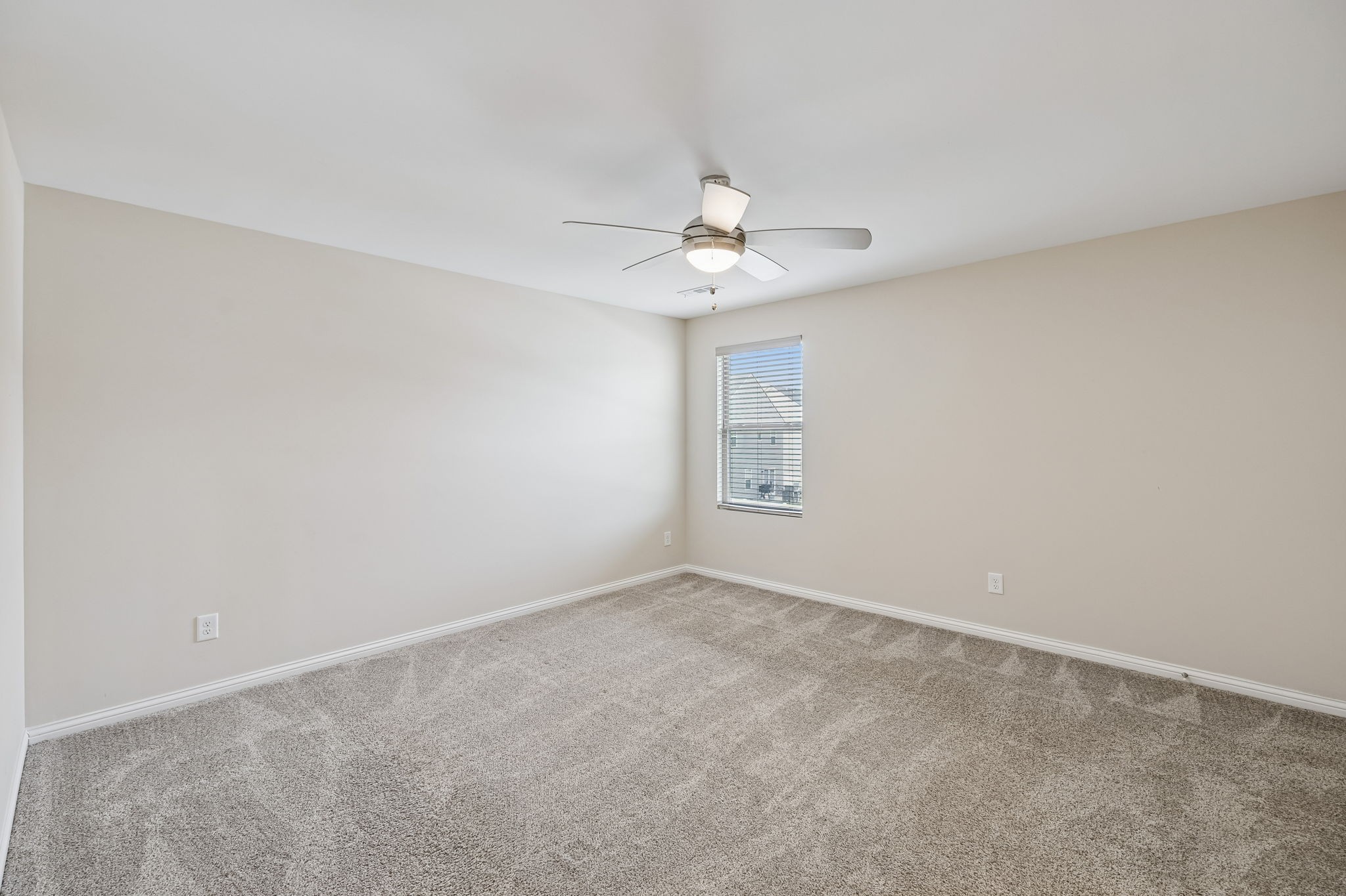 3906 Hon Dr Property Photo 39