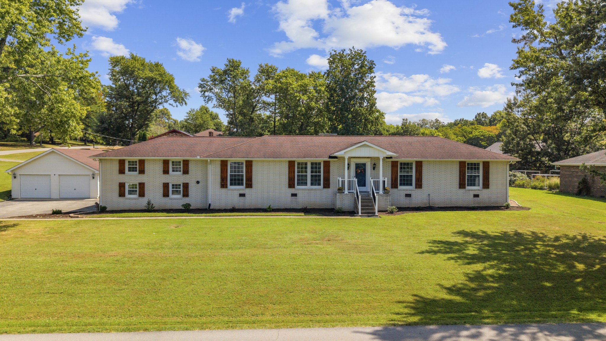 1503 Hillview Dr Property Photo 29