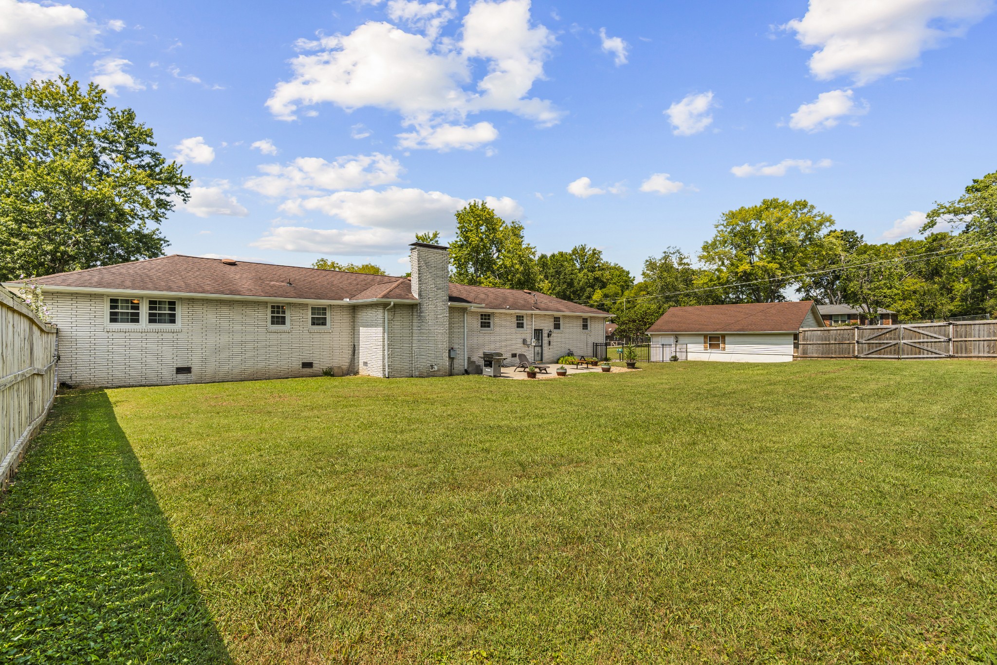 1503 Hillview Dr Property Photo 34