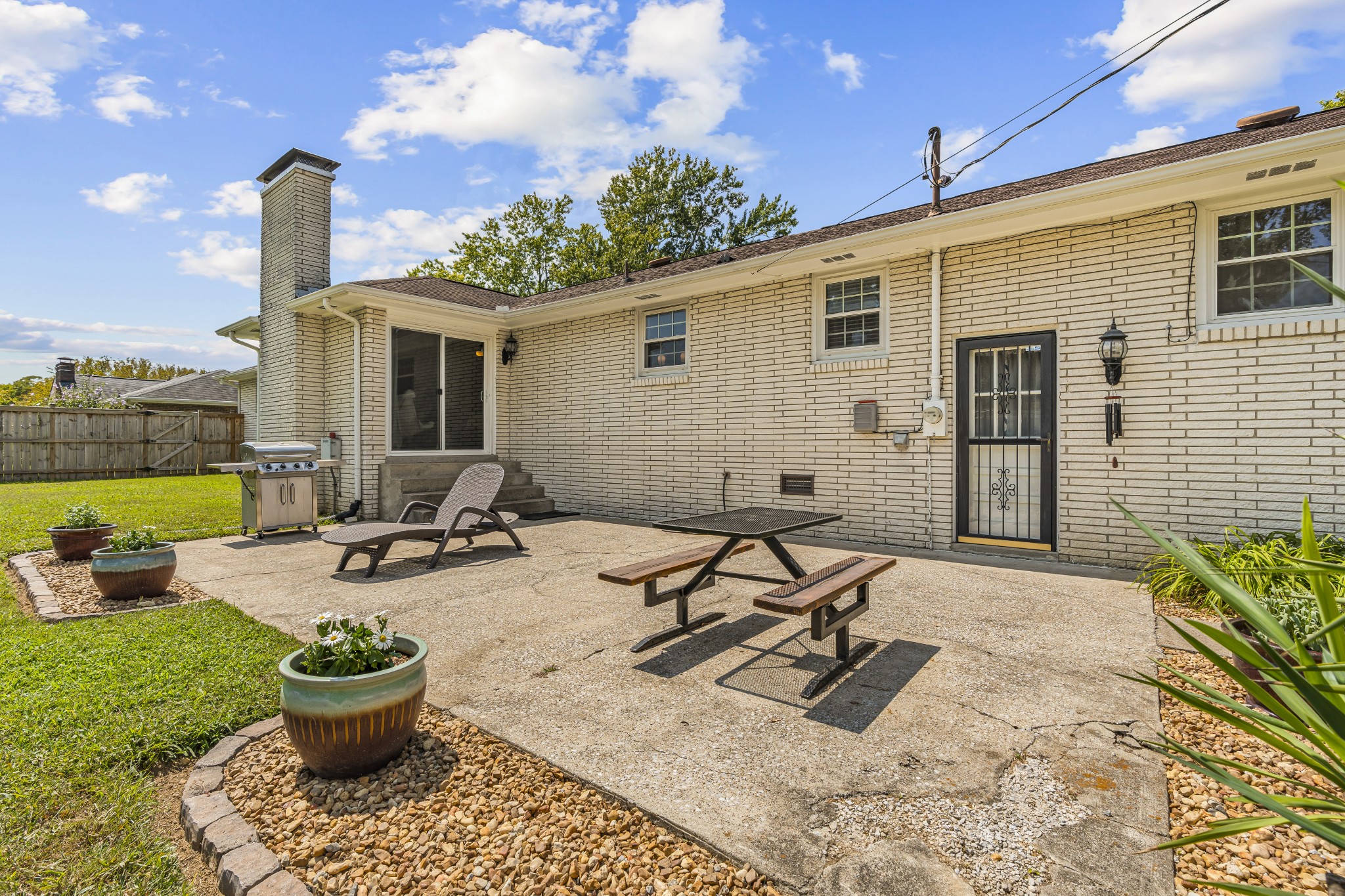 1503 Hillview Dr Property Photo 36