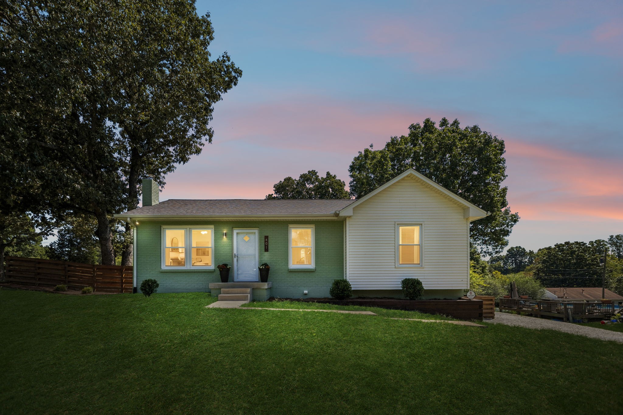 401 Bluebird Ln Property Photo 41