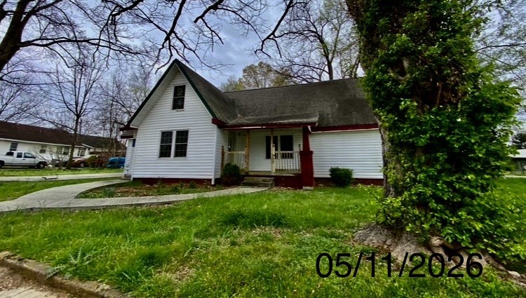 107 N West St Property Photo 1