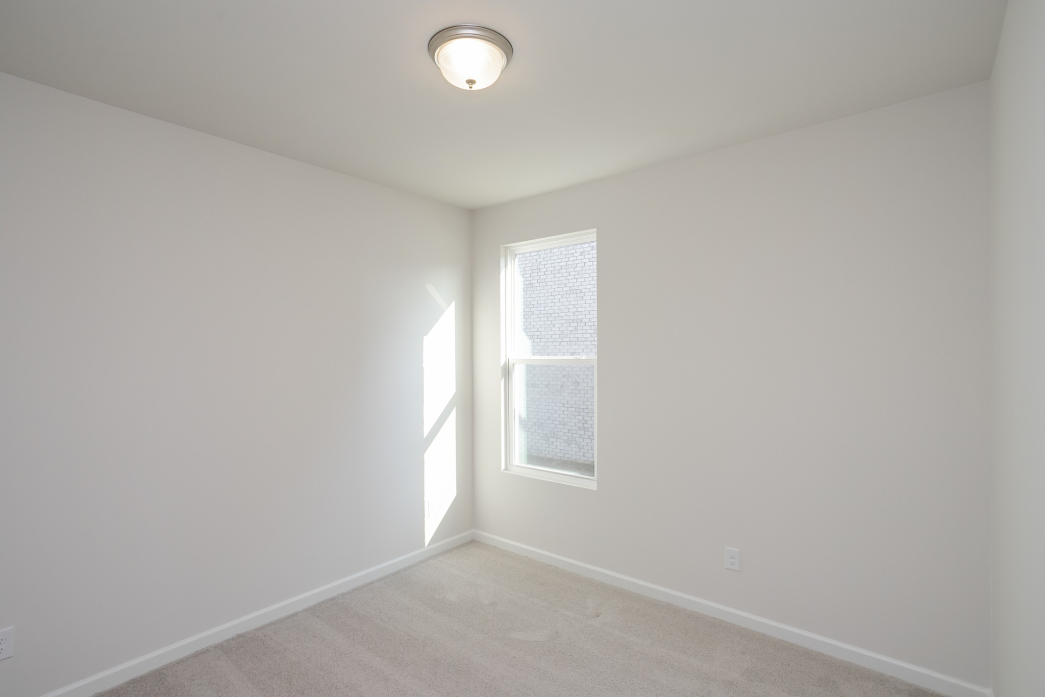 2402 Maywood Court Property Photo 20