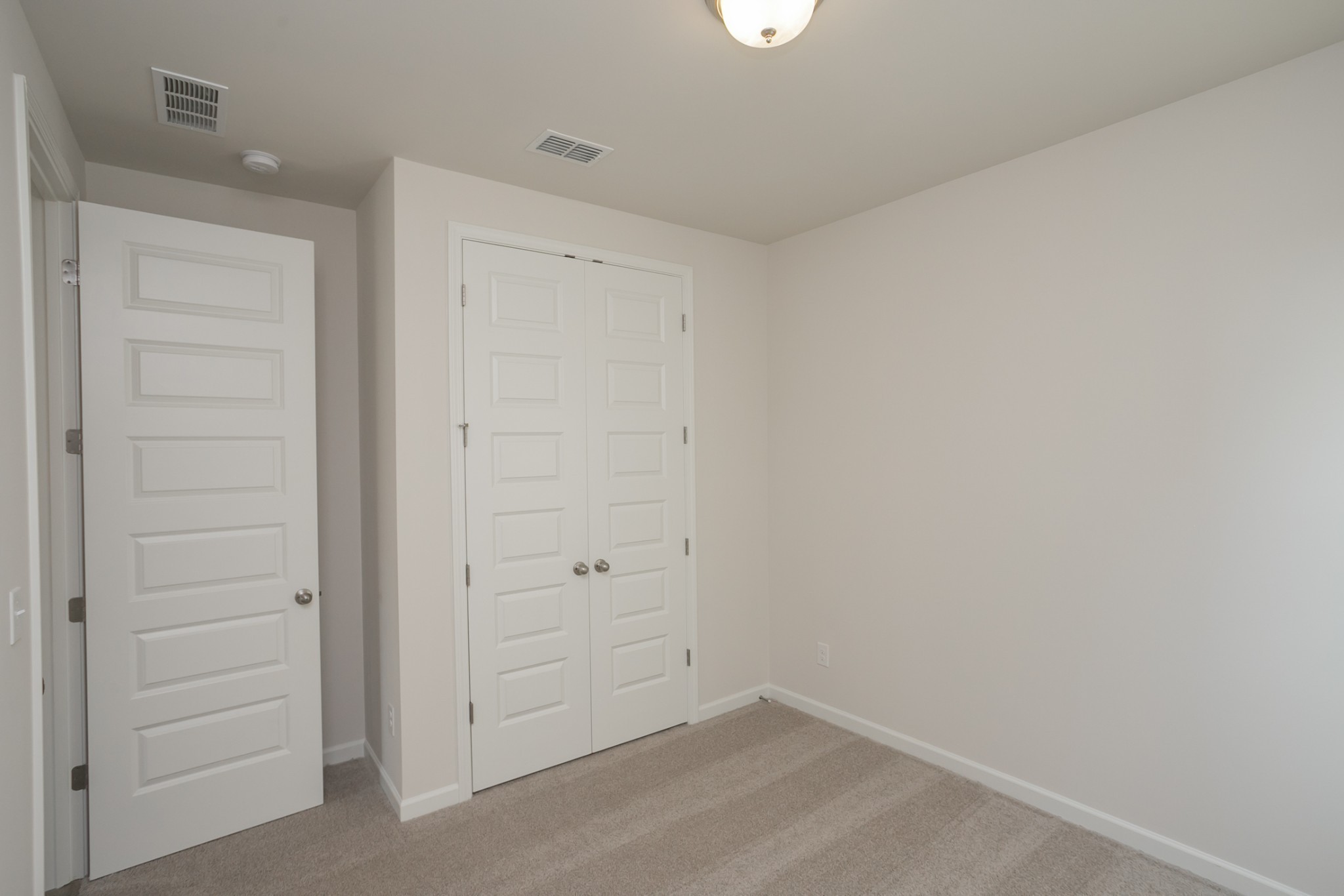 2402 Maywood Court Property Photo 21