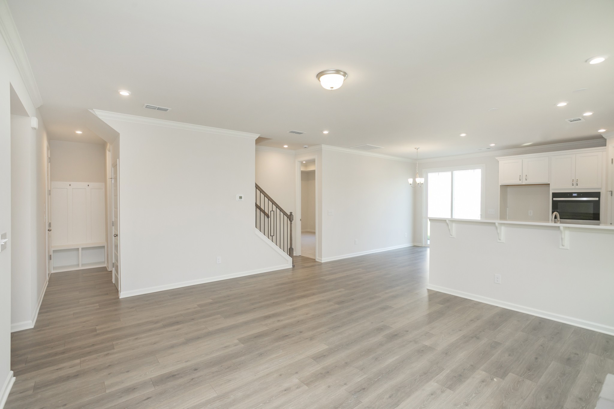 2402 Maywood Court Property Photo 23