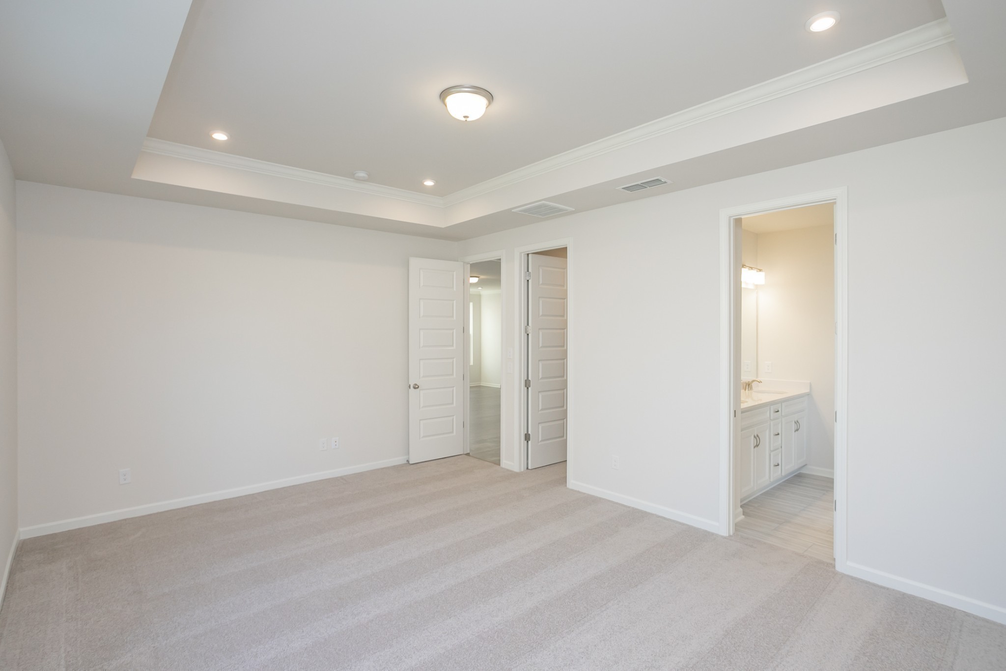 2402 Maywood Court Property Photo 28