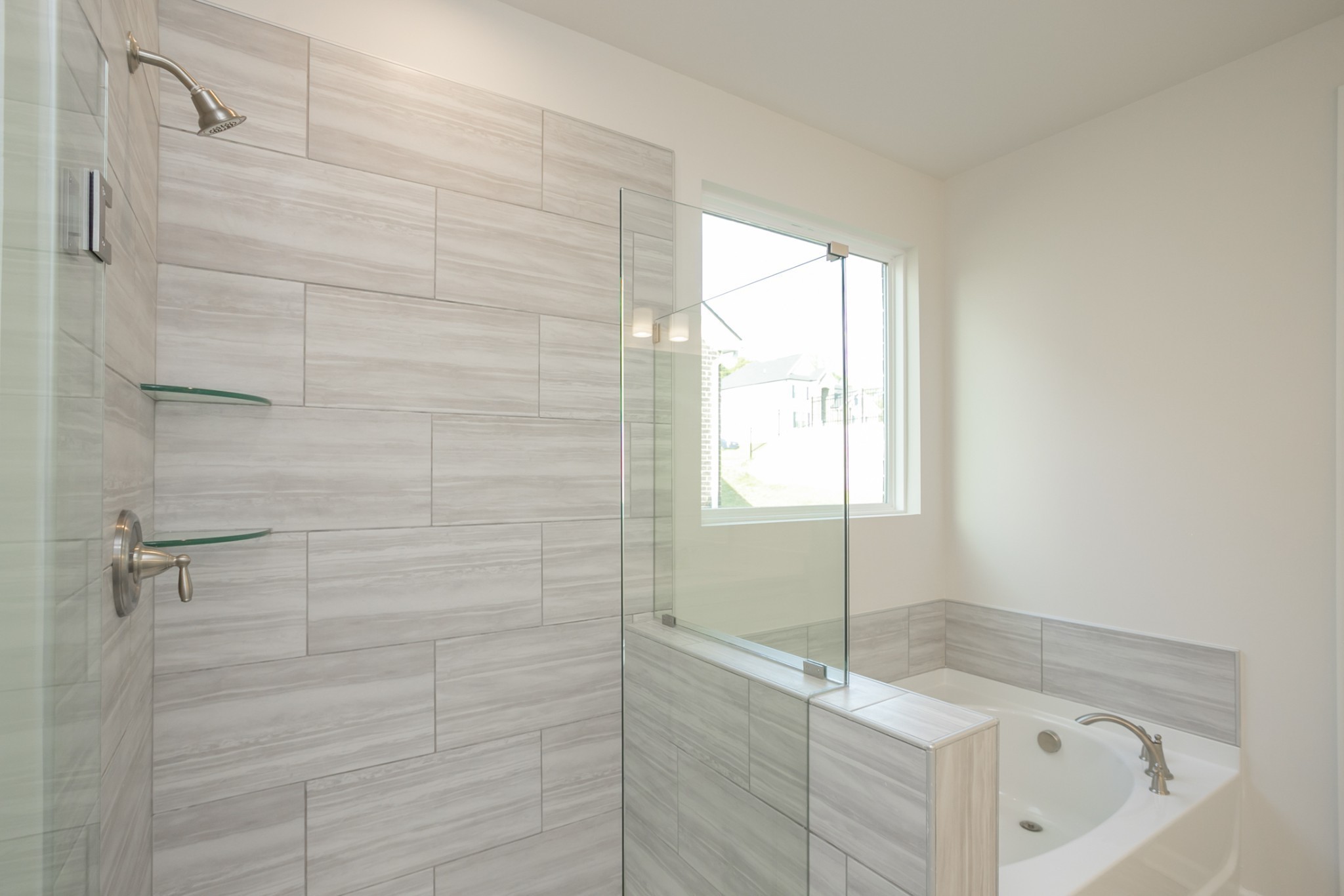 2402 Maywood Court Property Photo 32