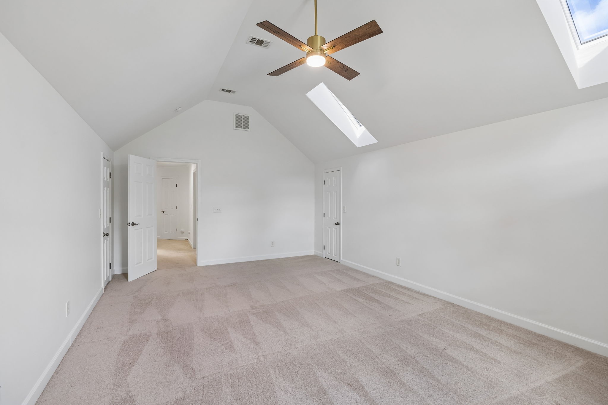 218 Gardenridge Dr Property Photo 24