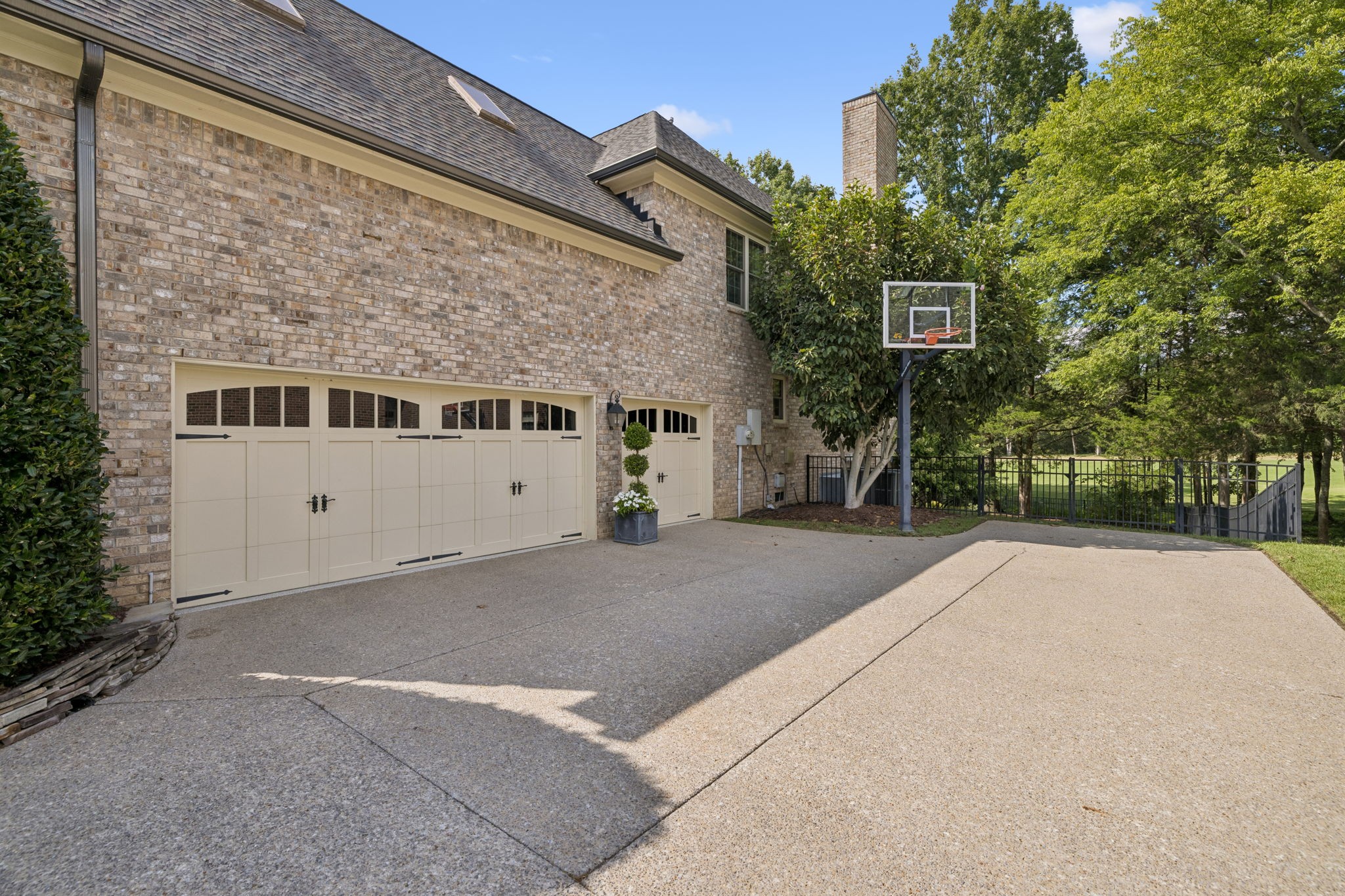 218 Gardenridge Dr Property Photo 27