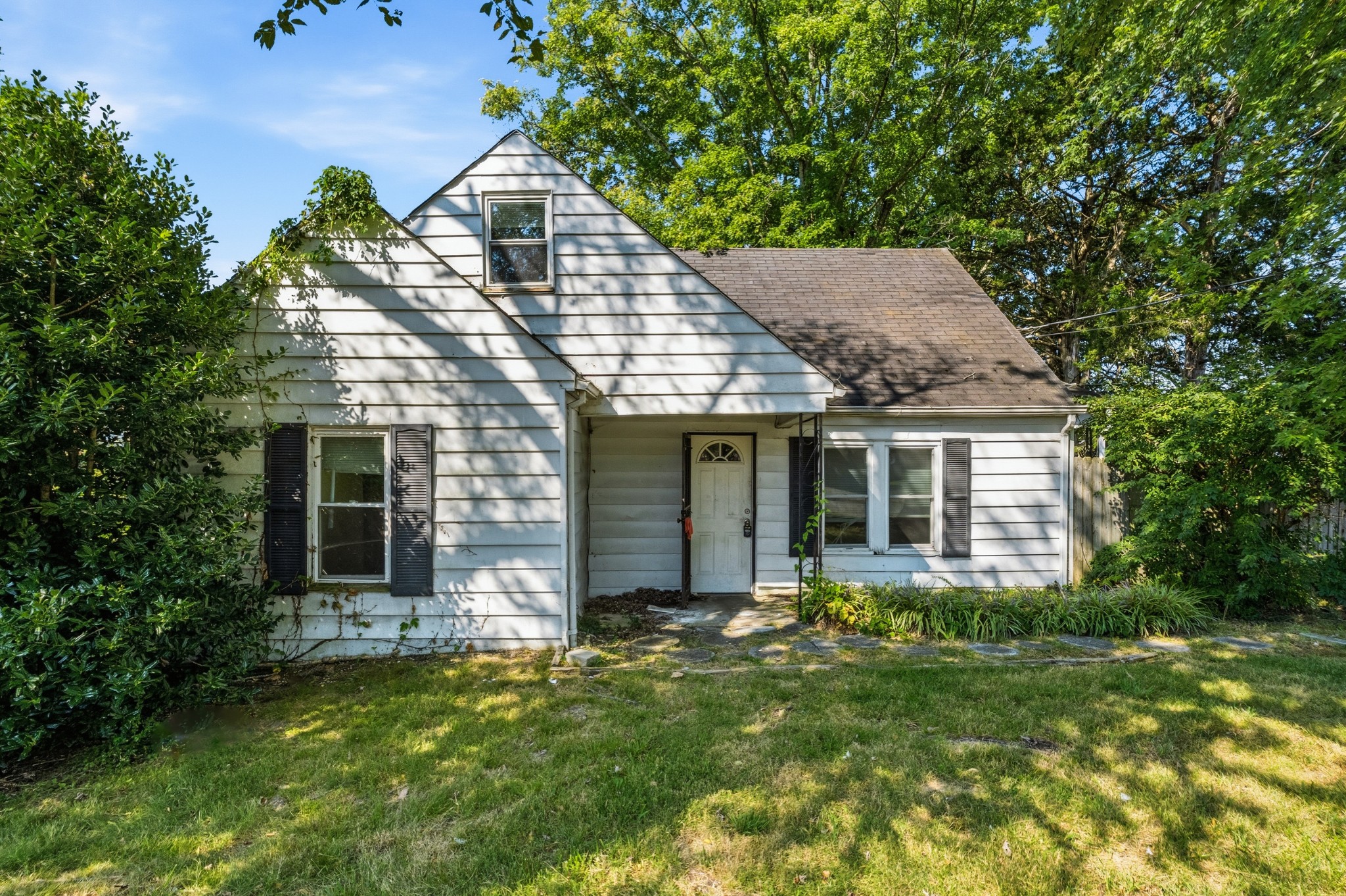 1904 N Dixie Ave Property Photo 1