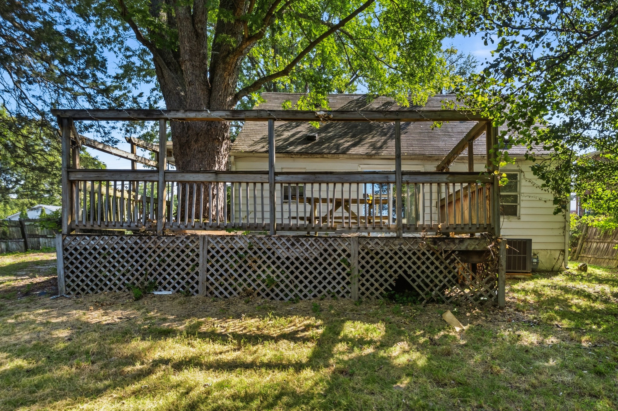 1904 N Dixie Ave Property Photo 25
