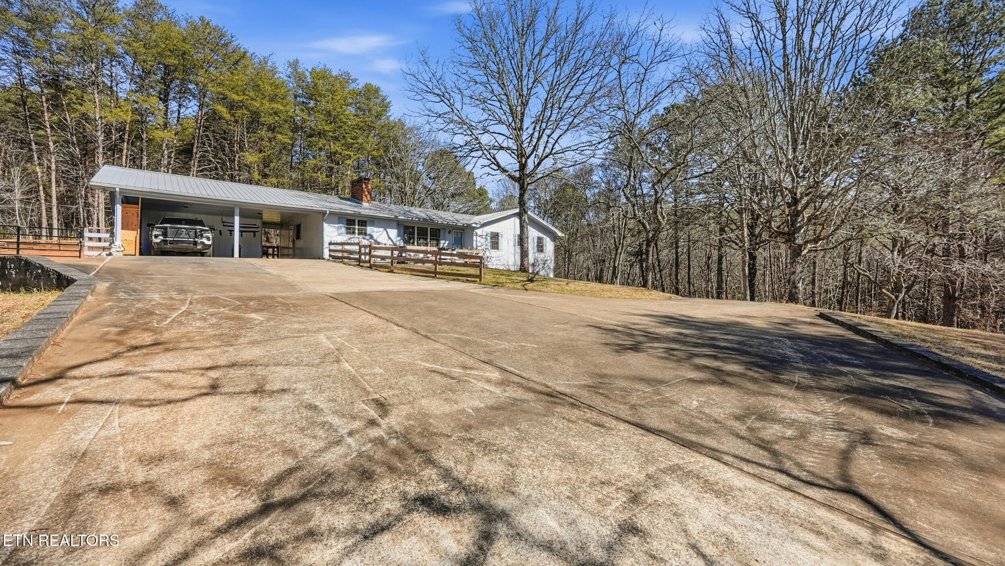 150 Beavers Lane Property Photo 2