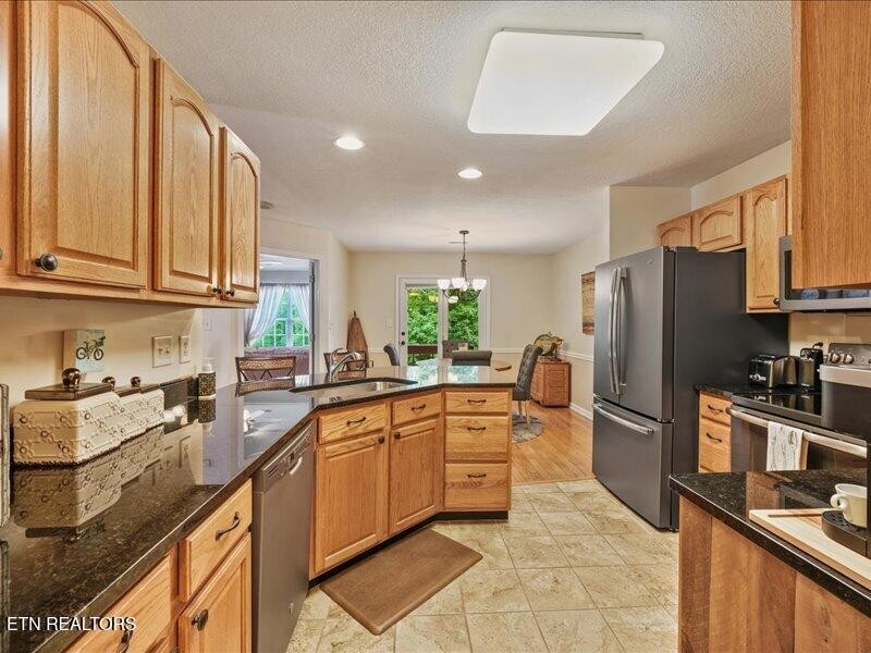 212 Timbercreek Way Property Photo 13
