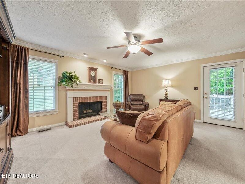 1240 Hearthstone Lane Property Photo 10