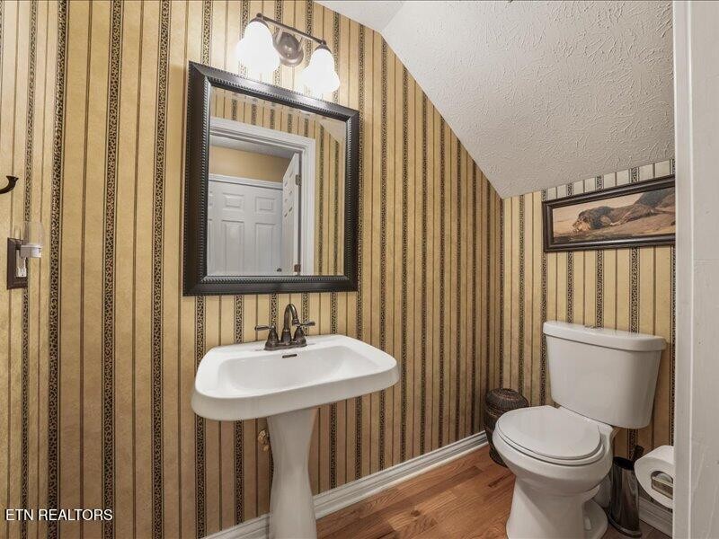 1240 Hearthstone Lane Property Photo 21