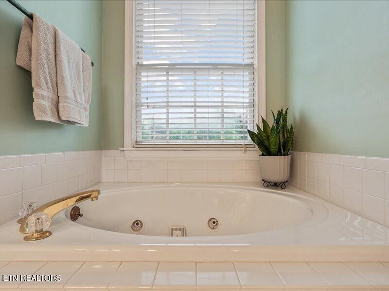 1240 Hearthstone Lane Property Photo 30