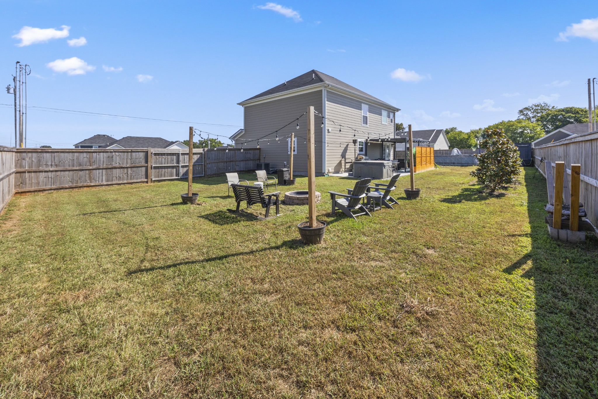 170 Frost St Property Photo 29