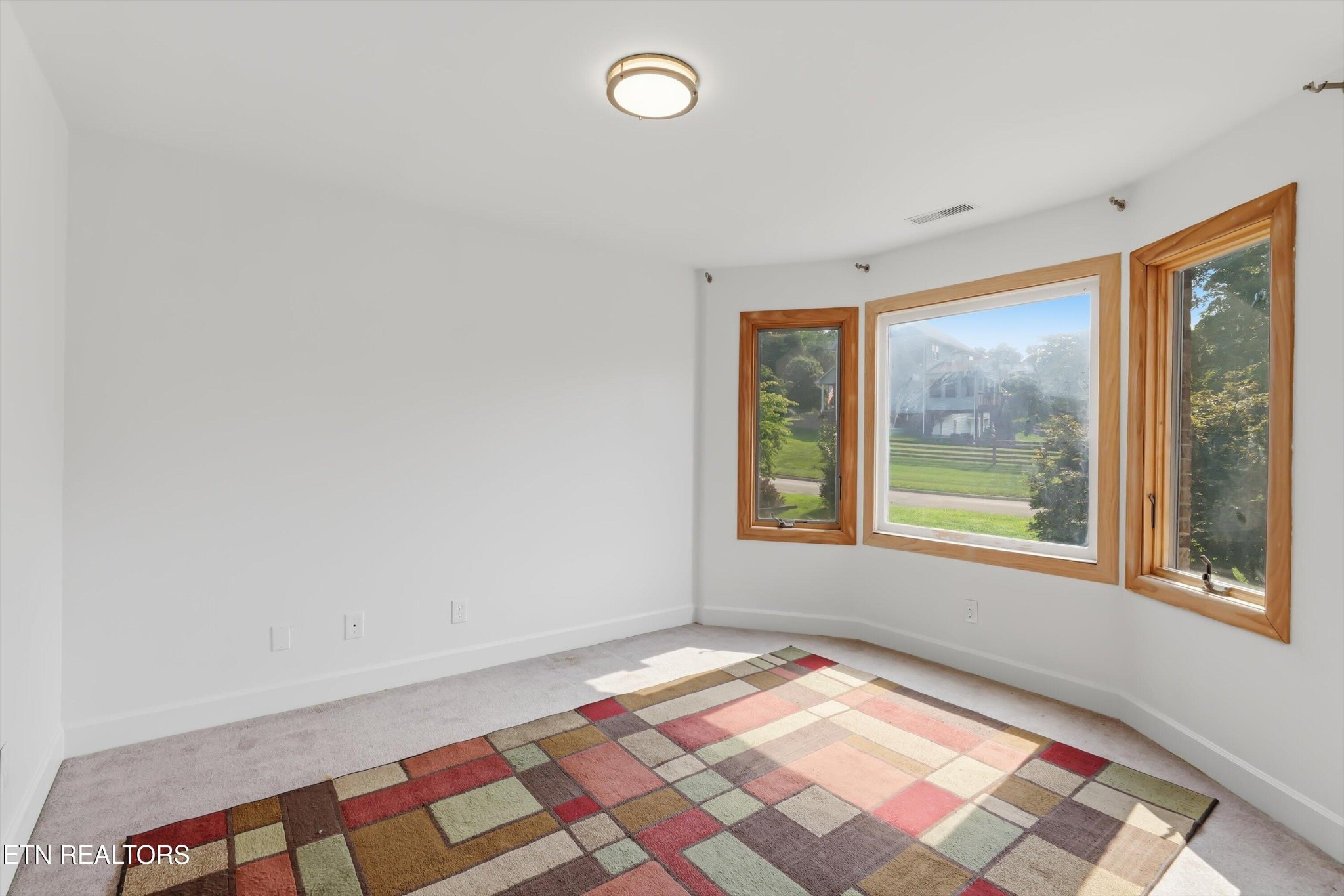 118 W Melbourne Rd Property Photo 5