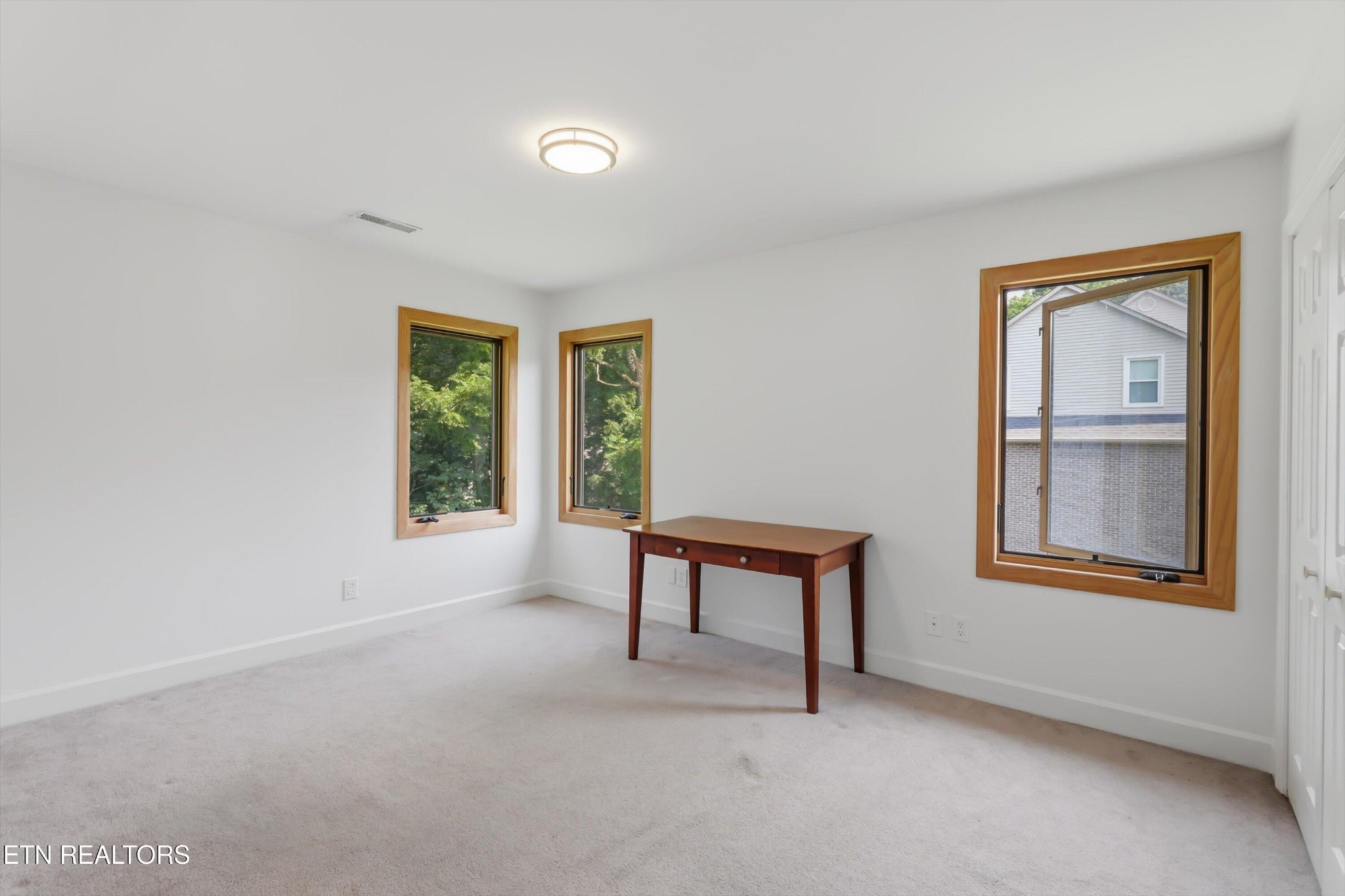 118 W Melbourne Rd Property Photo 17