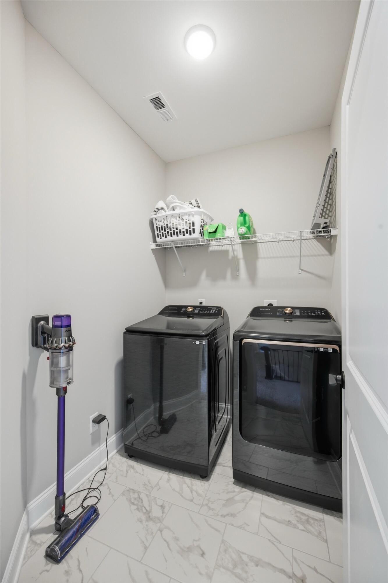 8171 Pennant Place Property Photo 34