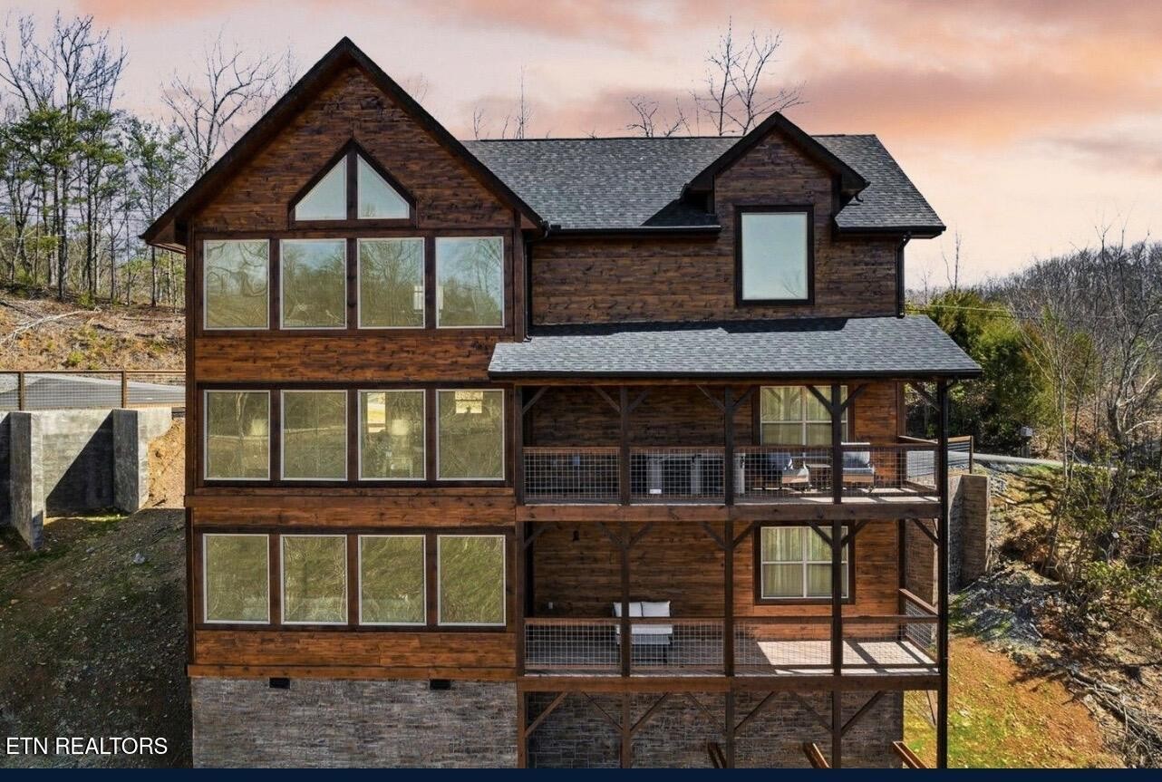 842 Vixen Property Photo 1