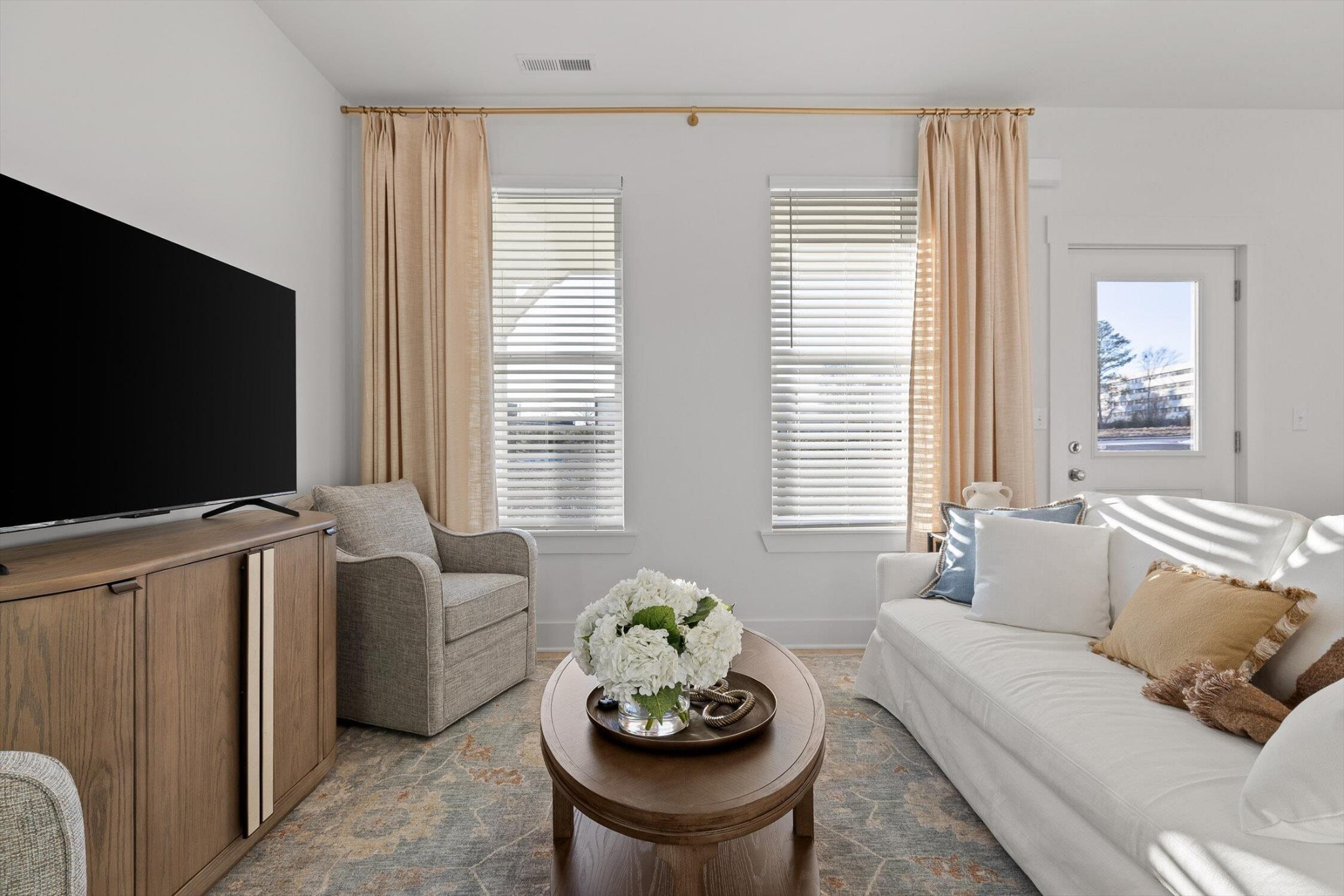5106 Certain Circle Property Photo 6