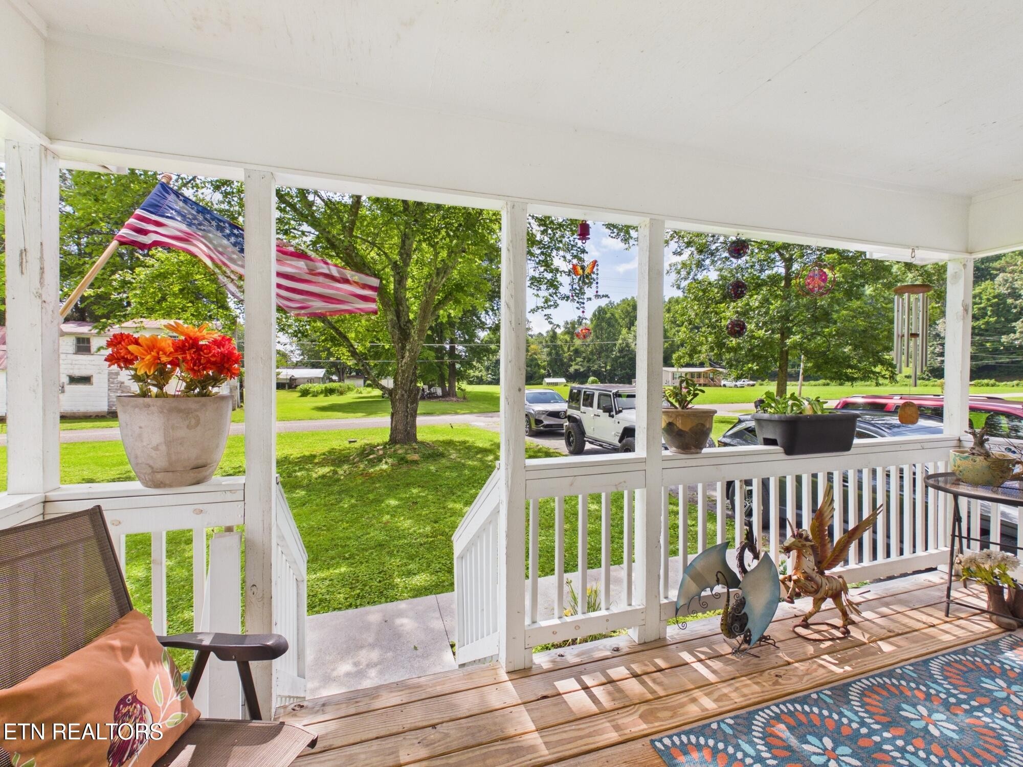 181 Spring St Property Photo 2