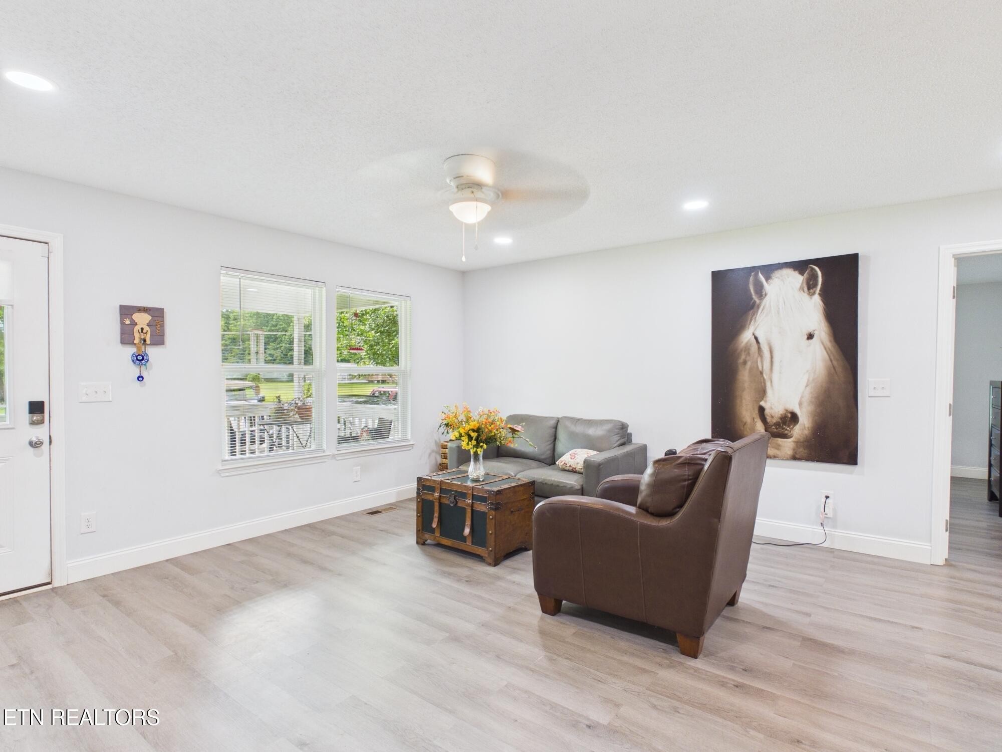 181 Spring St Property Photo 6