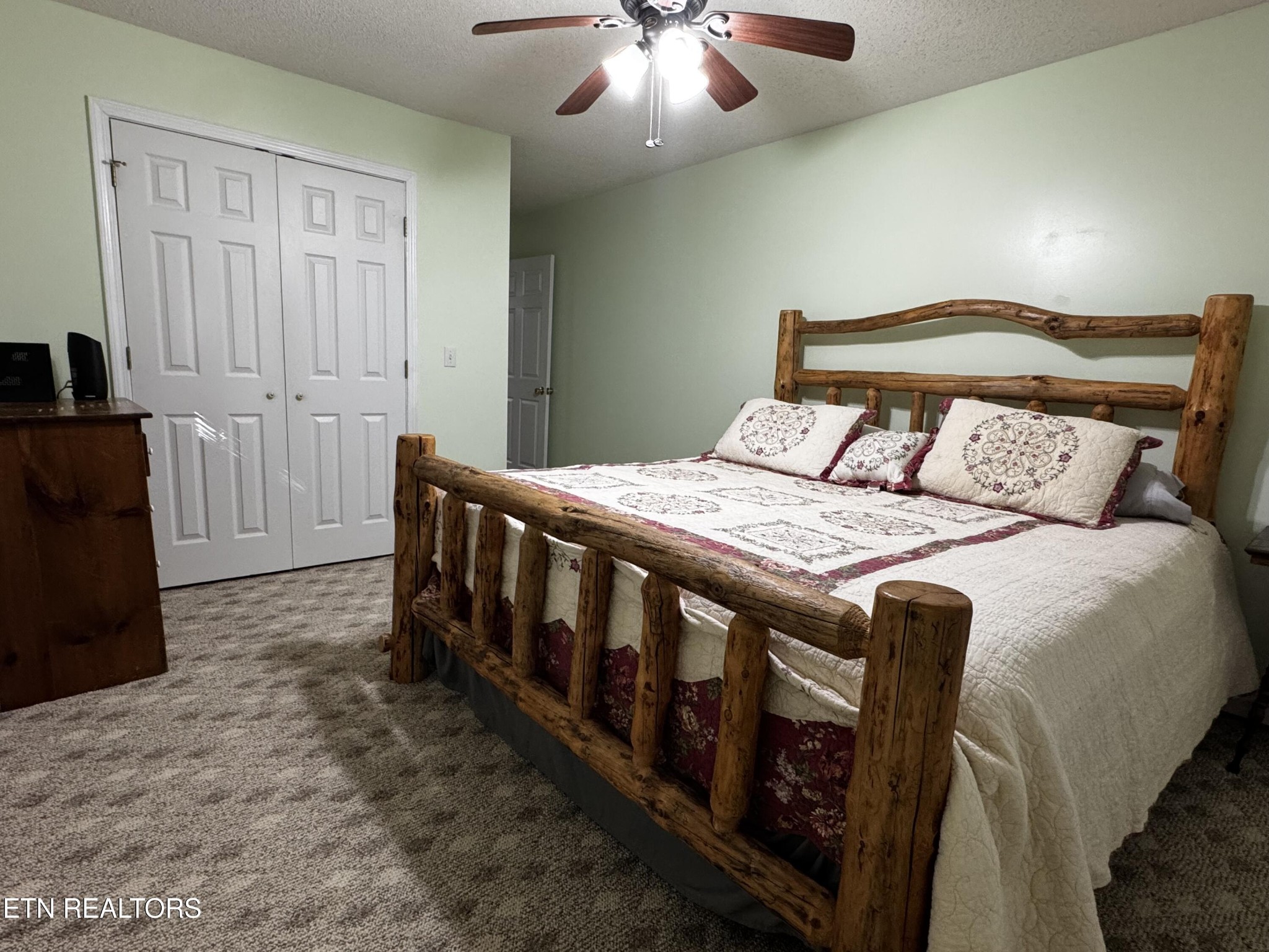 530 Parton Drive Property Photo 16