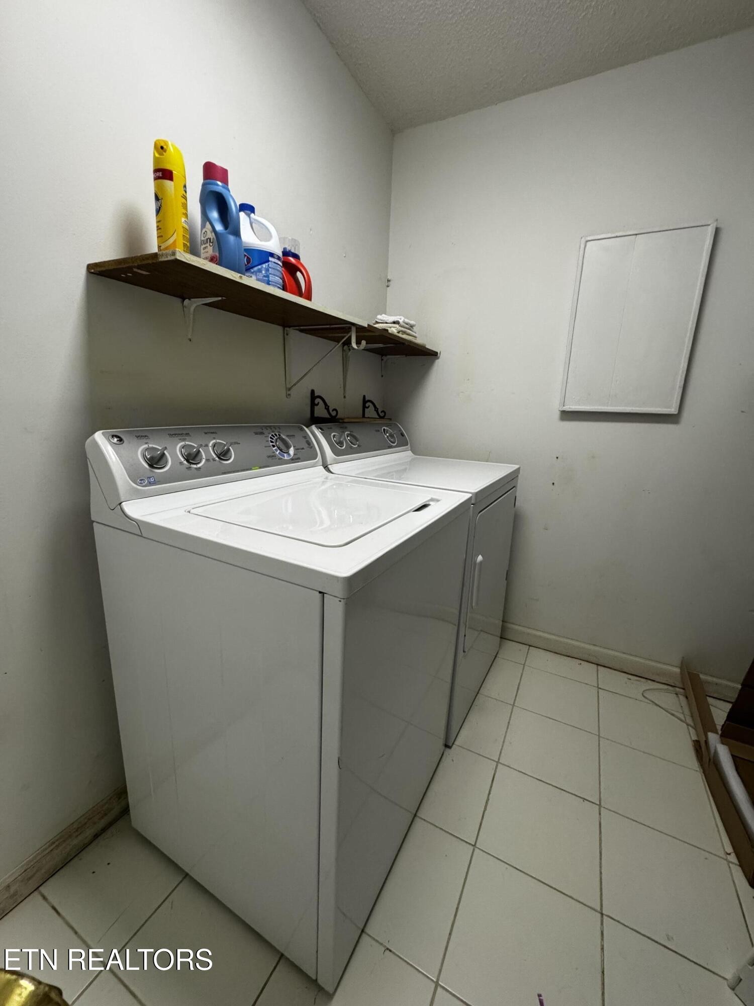 530 Parton Drive Property Photo 19