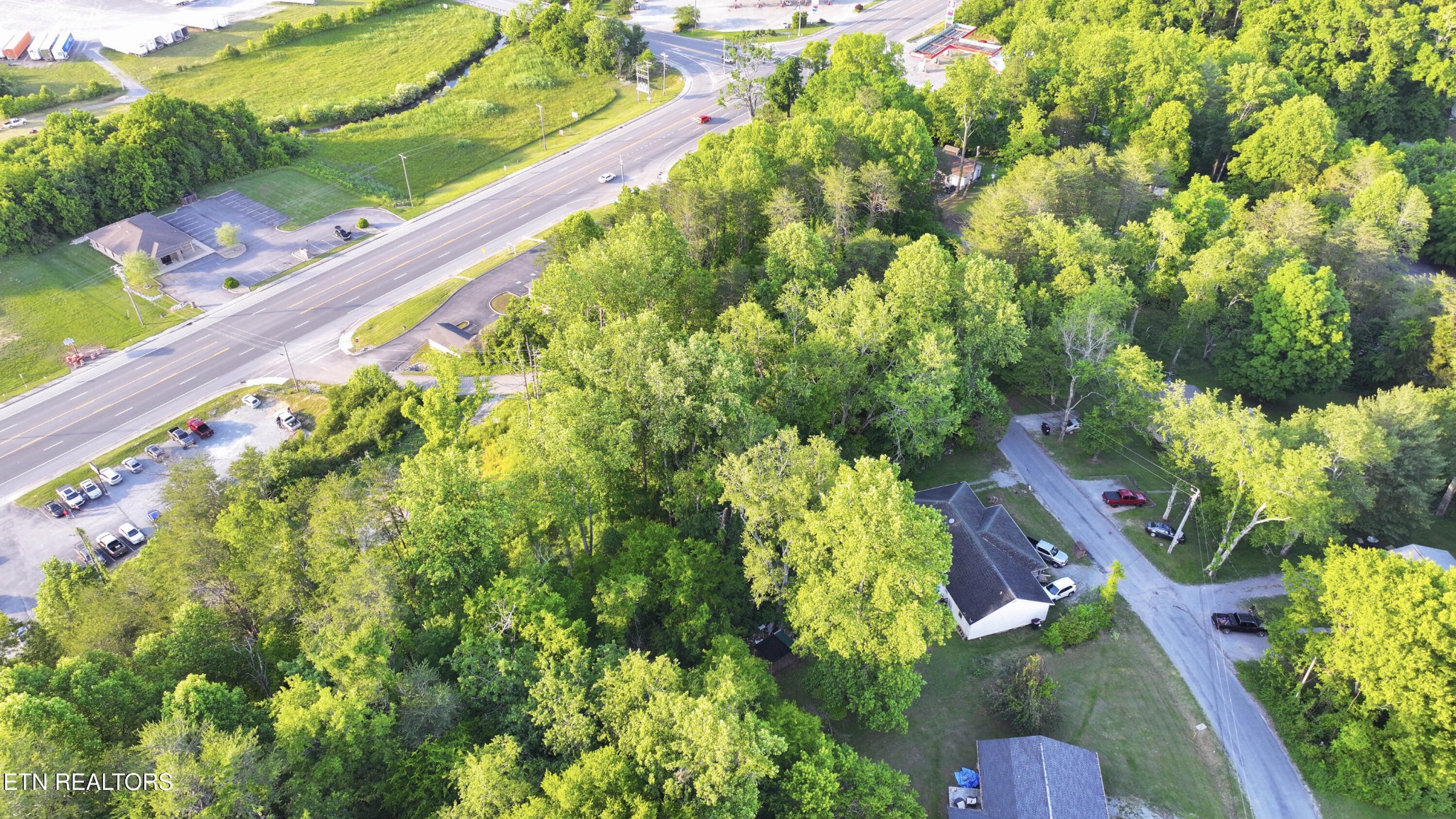 86 Hidden Hills Drive Property Photo 3
