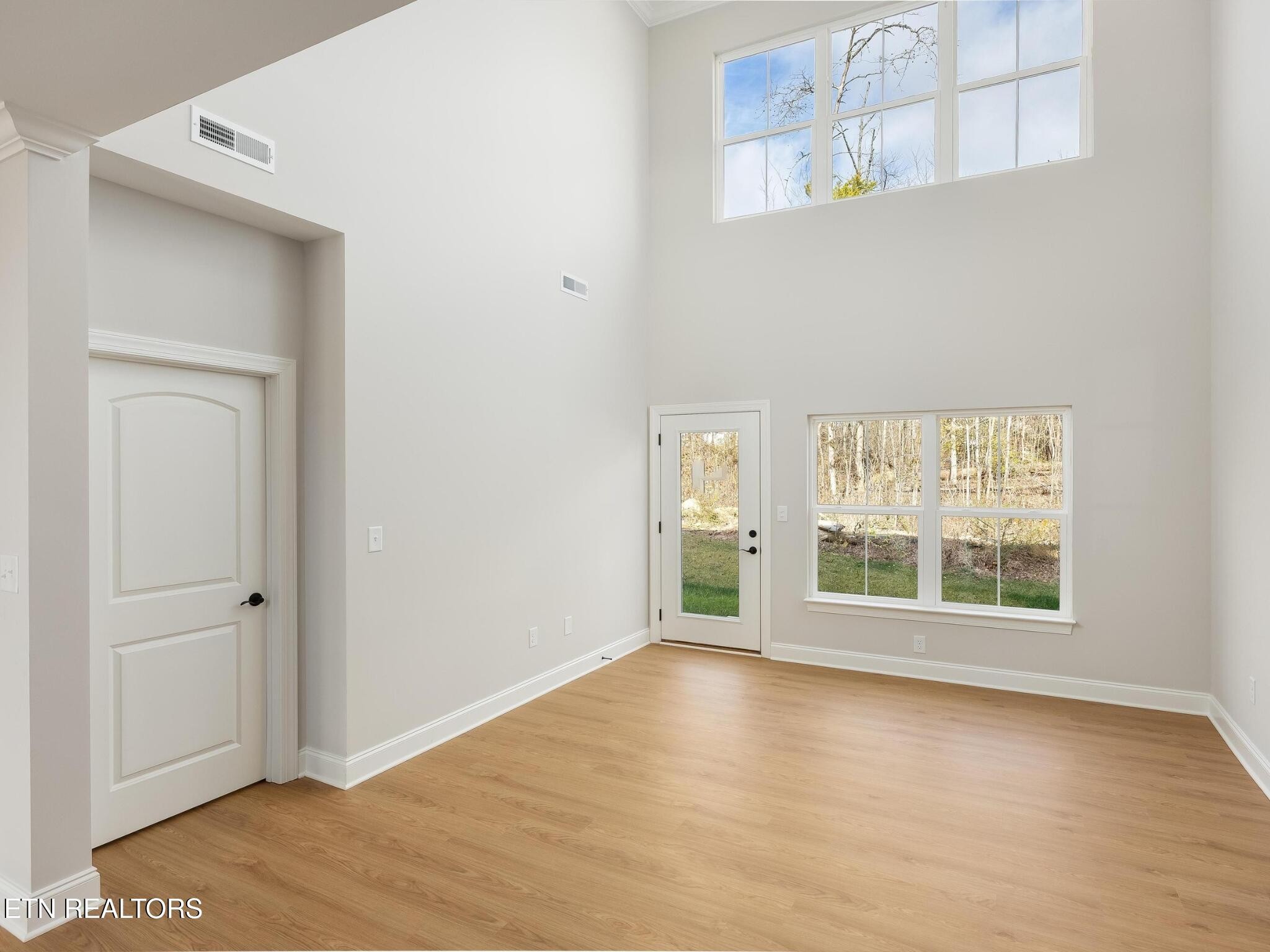 7351 Sun Blossom Lane Property Photo 10