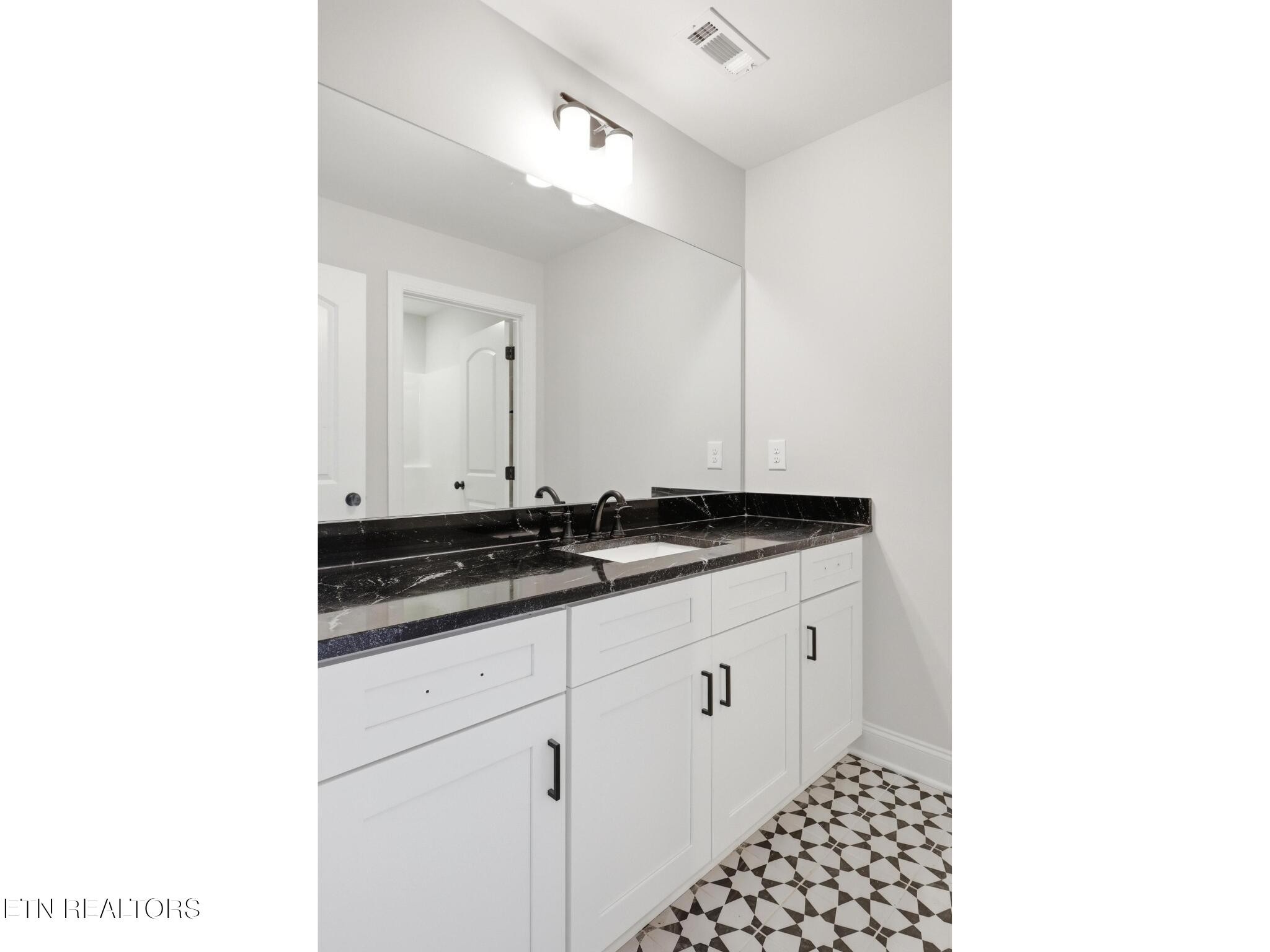 7351 Sun Blossom Lane Property Photo 23