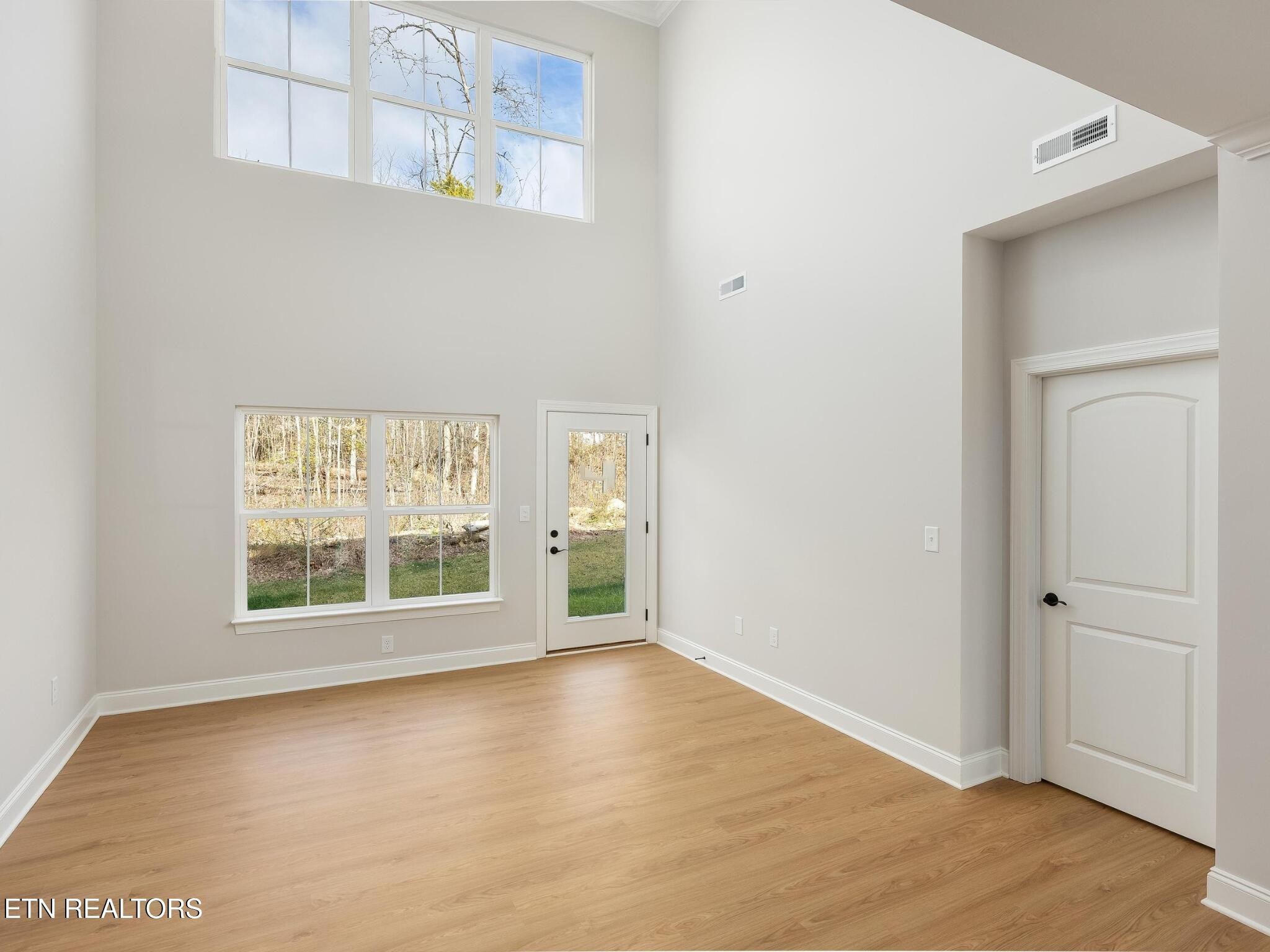 7340 Sun Blossom Lane Property Photo 16