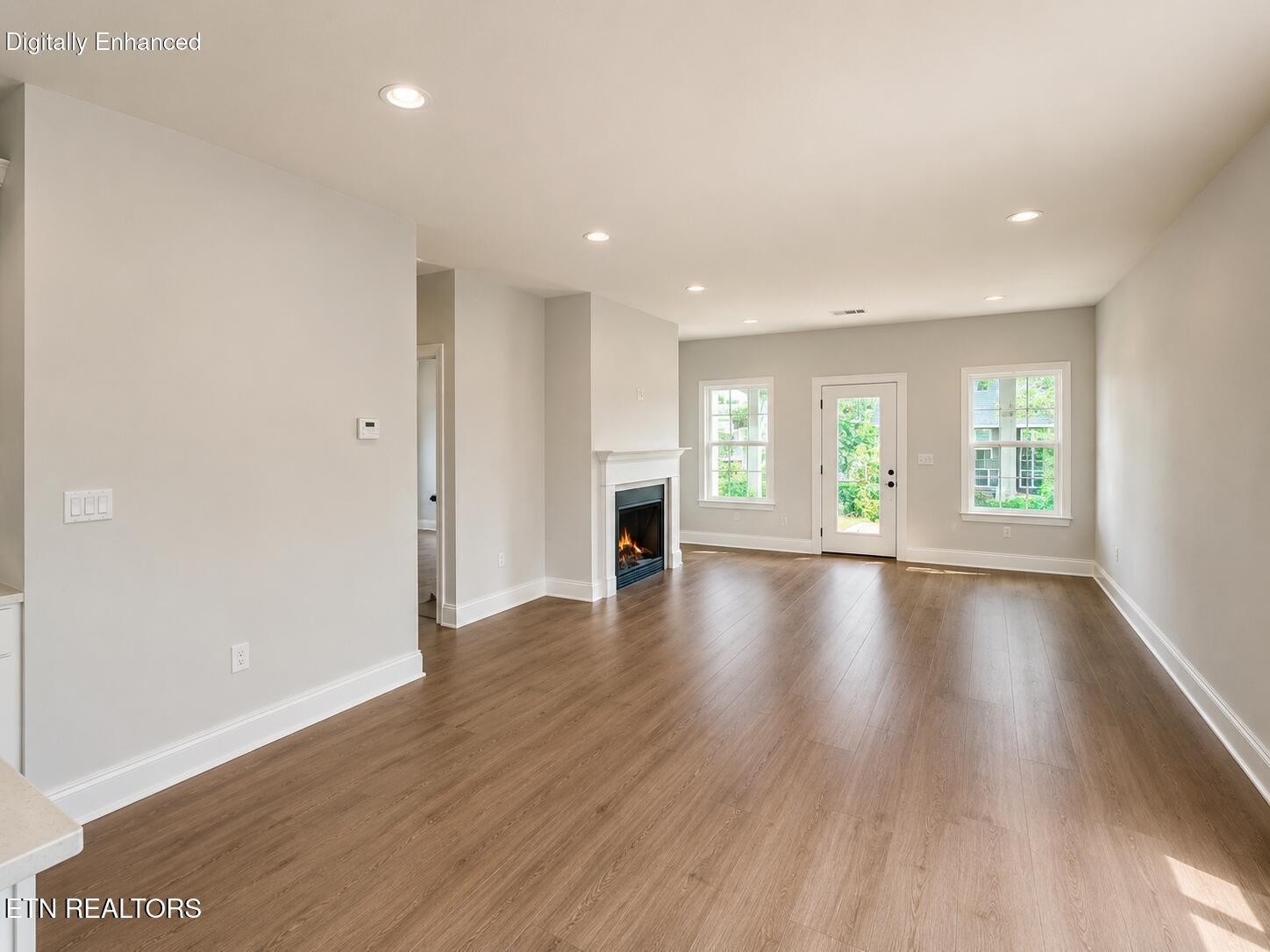 7464 Sun Blossom Lane Property Photo 4