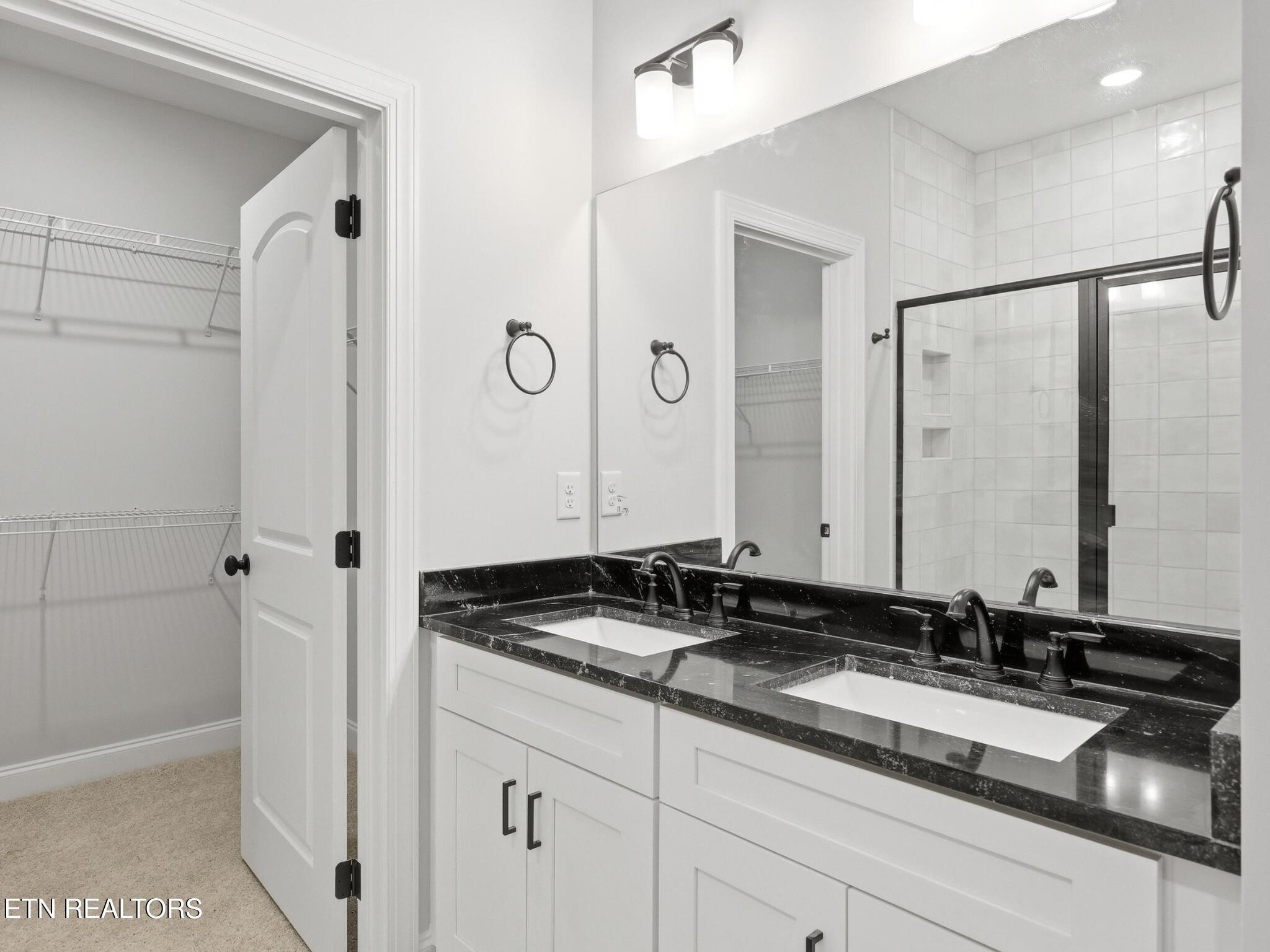 7337 Sun Blossom Lane Property Photo 20