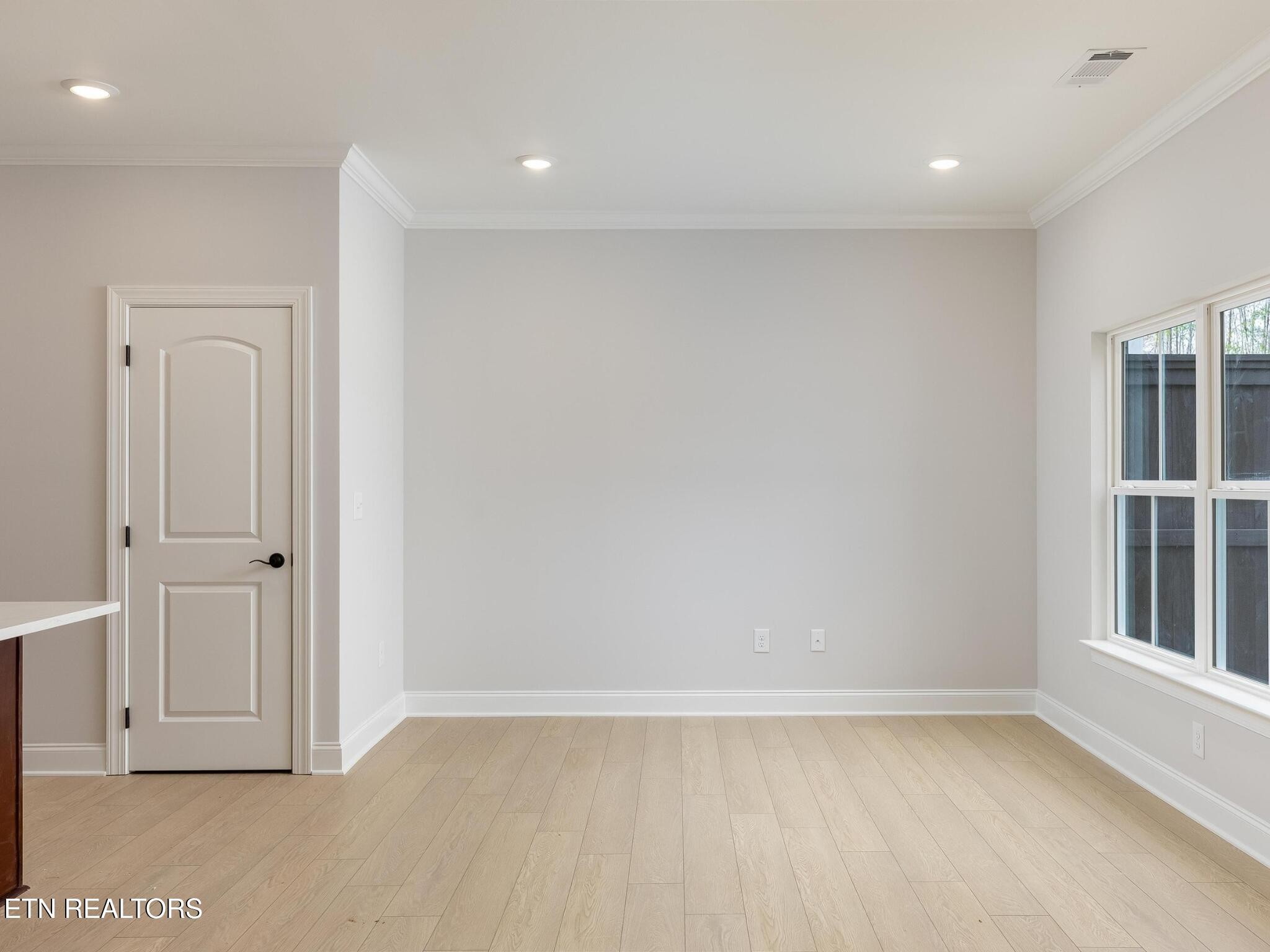 7361 Sun Blossom Lane Property Photo 7