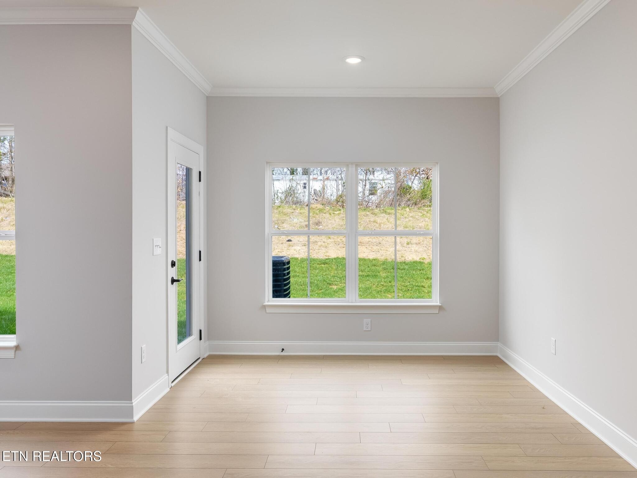 7361 Sun Blossom Lane Property Photo 11
