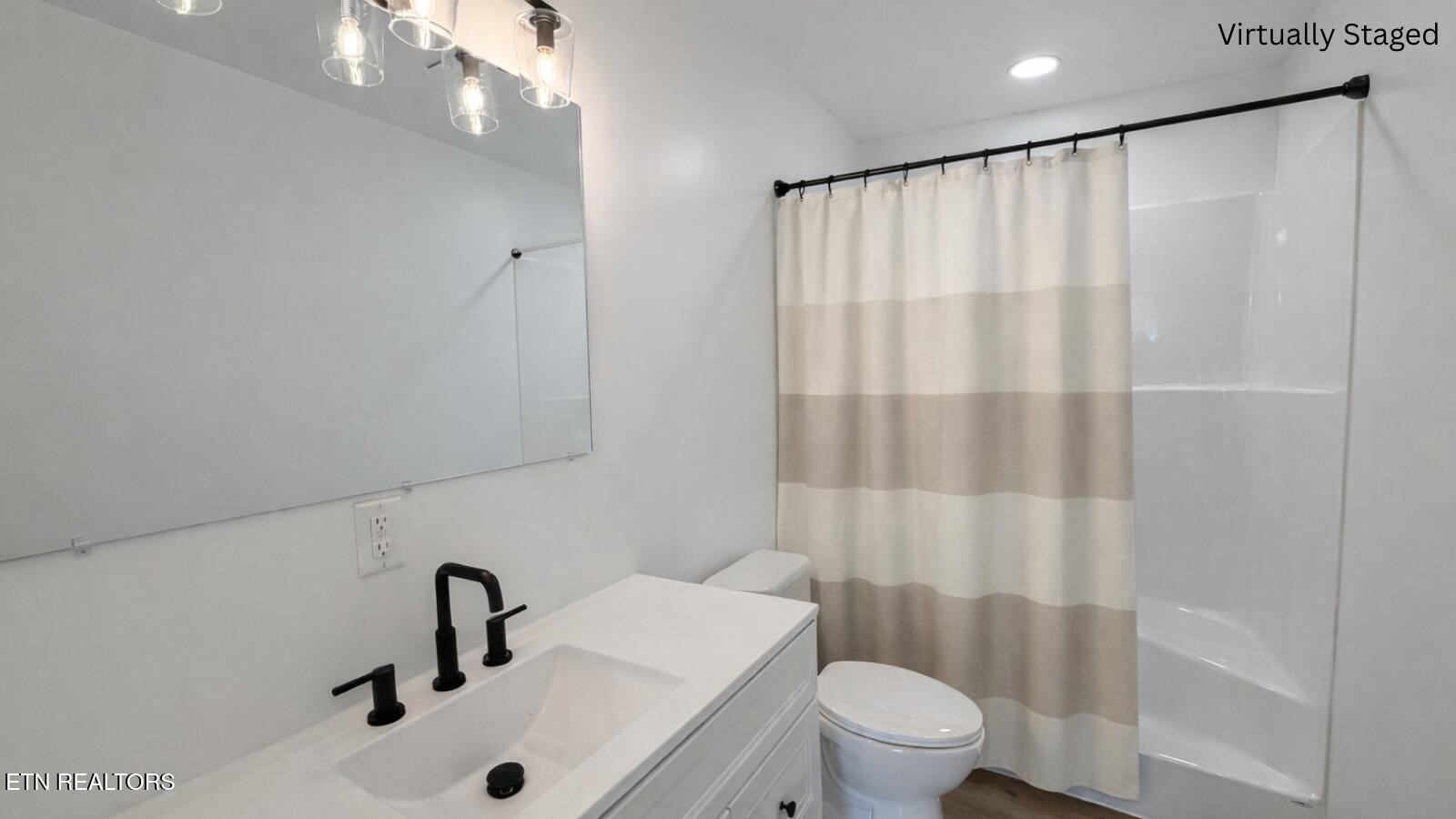 3139 Easy St Property Photo 12