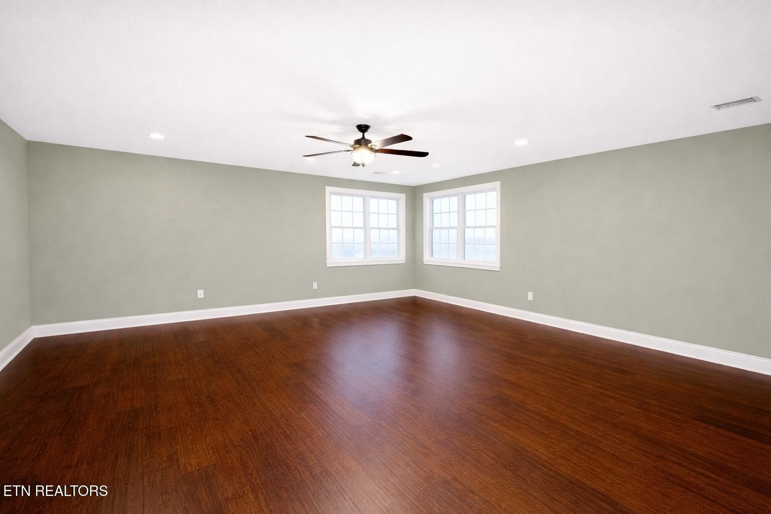 3136 Easy St Property Photo 15