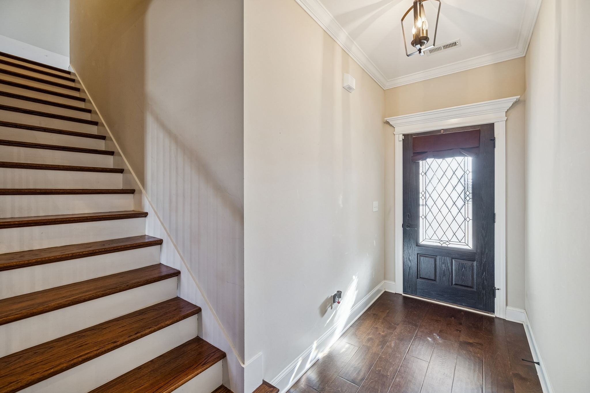 1113 Pegasus Run Property Photo 4