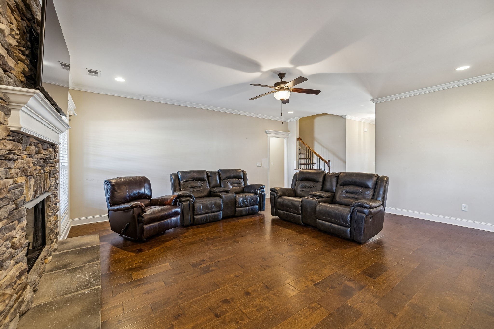1113 Pegasus Run Property Photo 7
